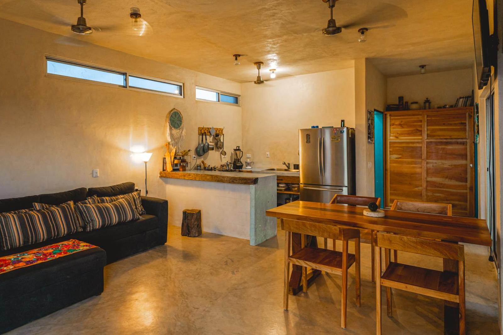 Apartment with Sea View - Photo 12