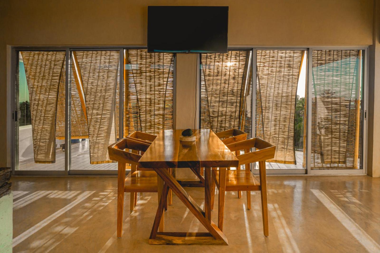 Apartment with Sea View - Photo 24