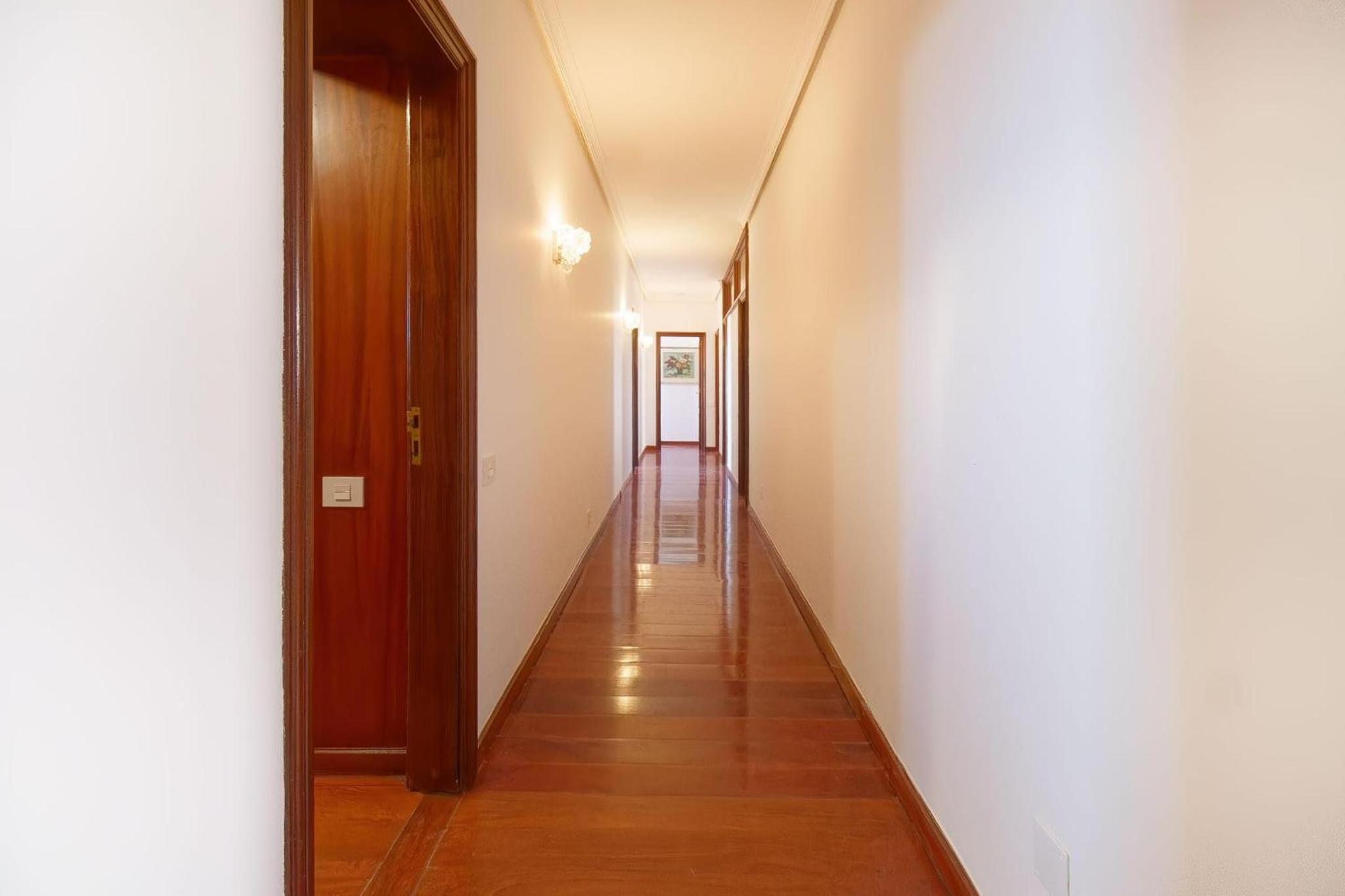 Casa de cinco habitaciones