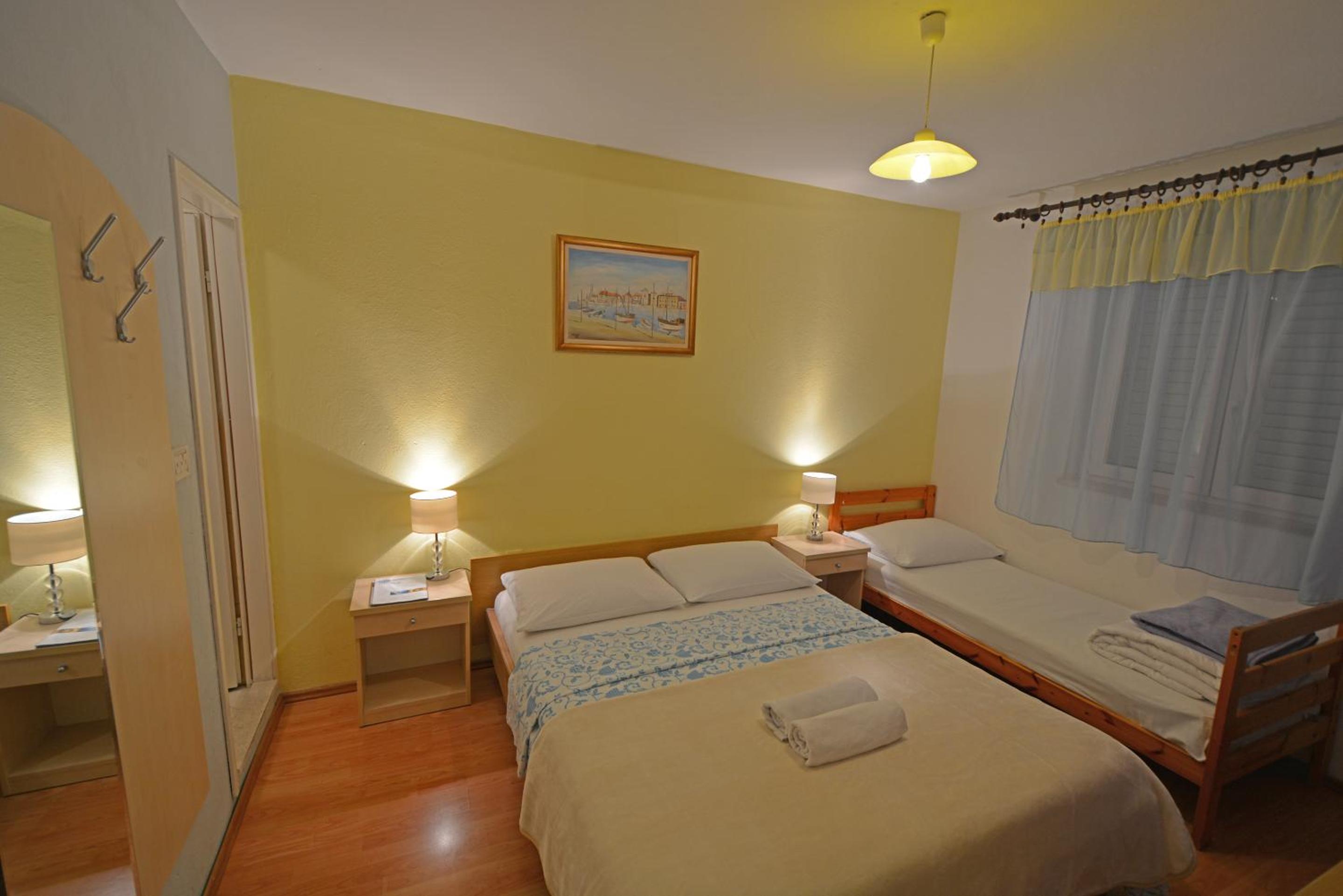 Triple Room with Private Bathroom photo 1
