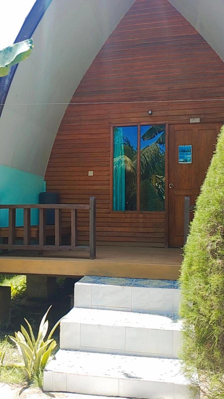 One-Bedroom Bungalow - Photo 8