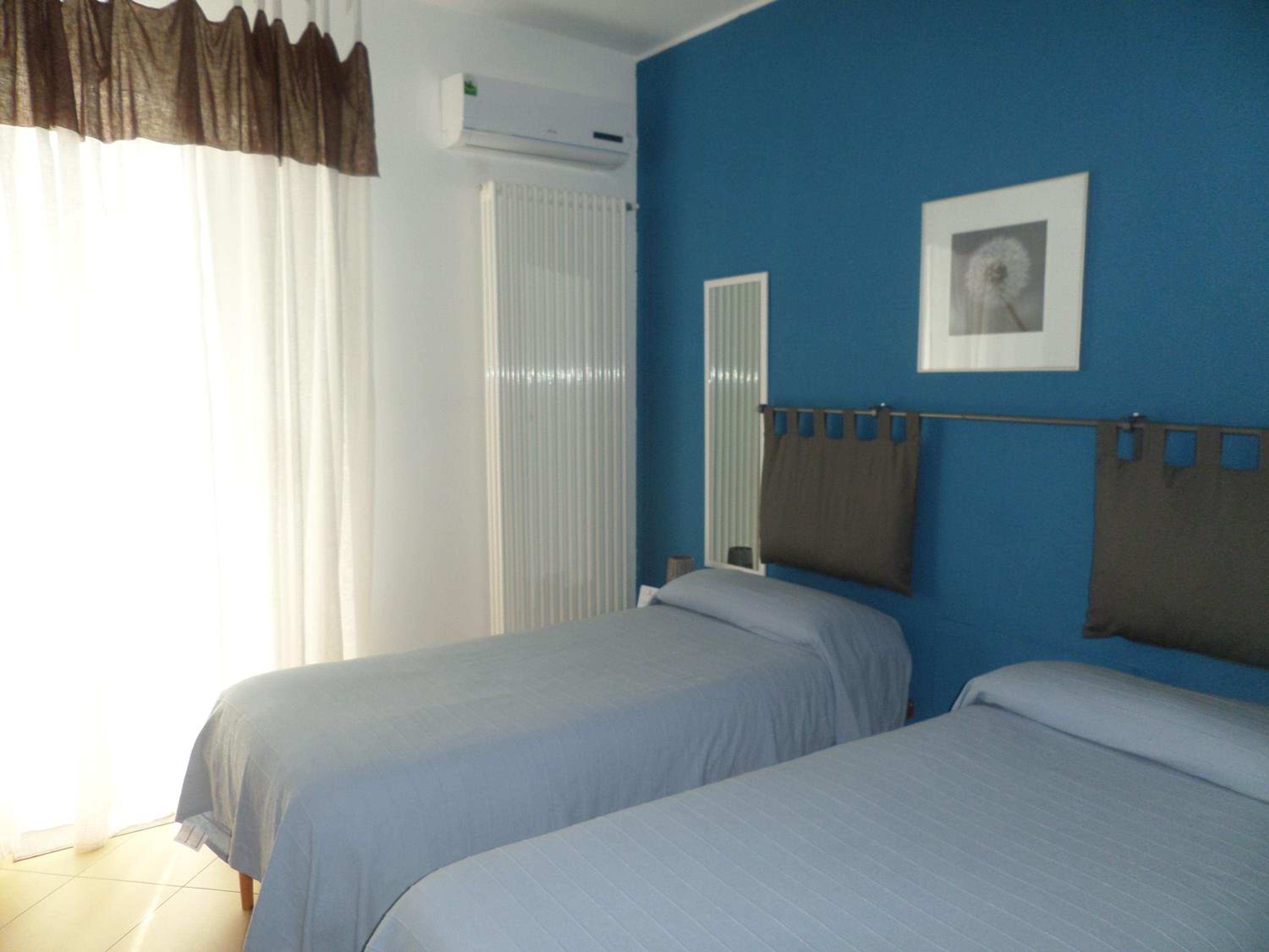 Double or Twin Room with Shower photo 2