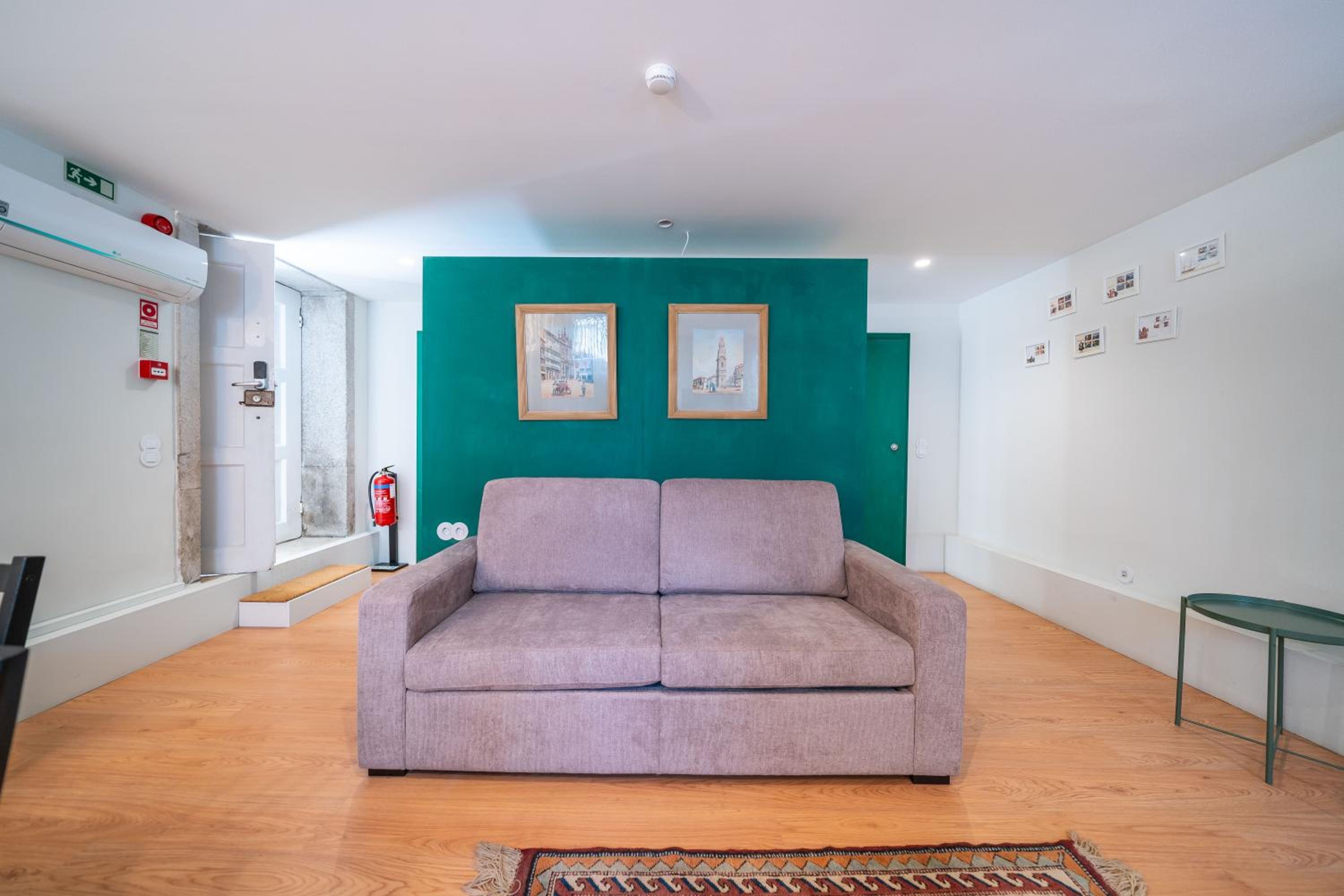 Family Studio - Photo 6