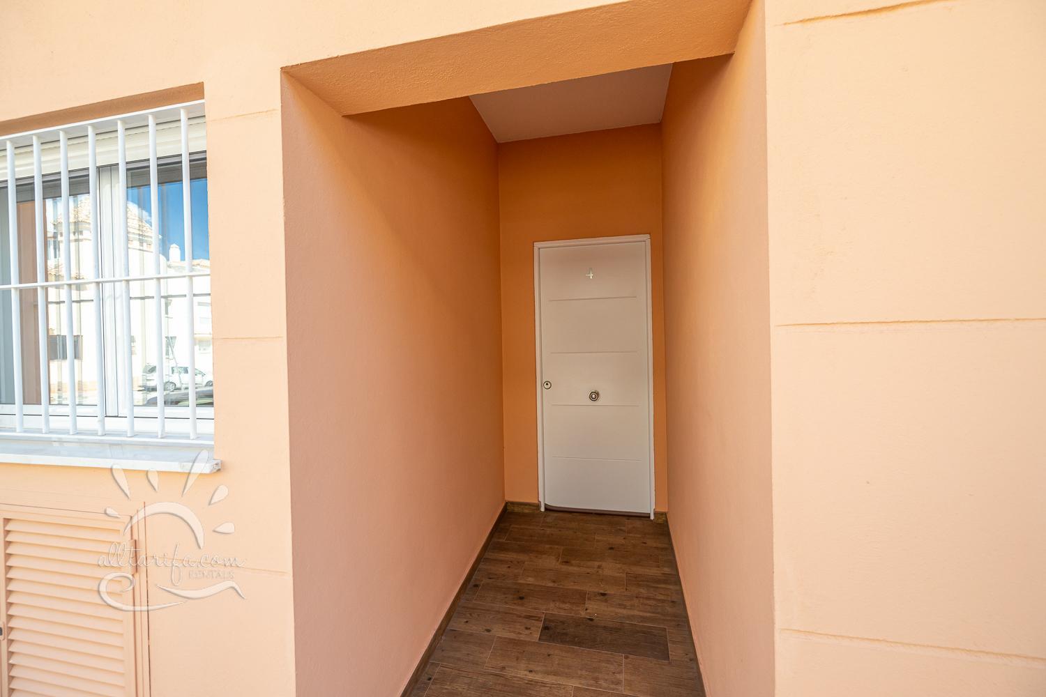 Studio Apartment photo 3