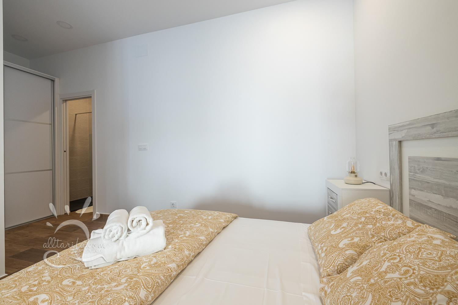Studio Apartment photo 3