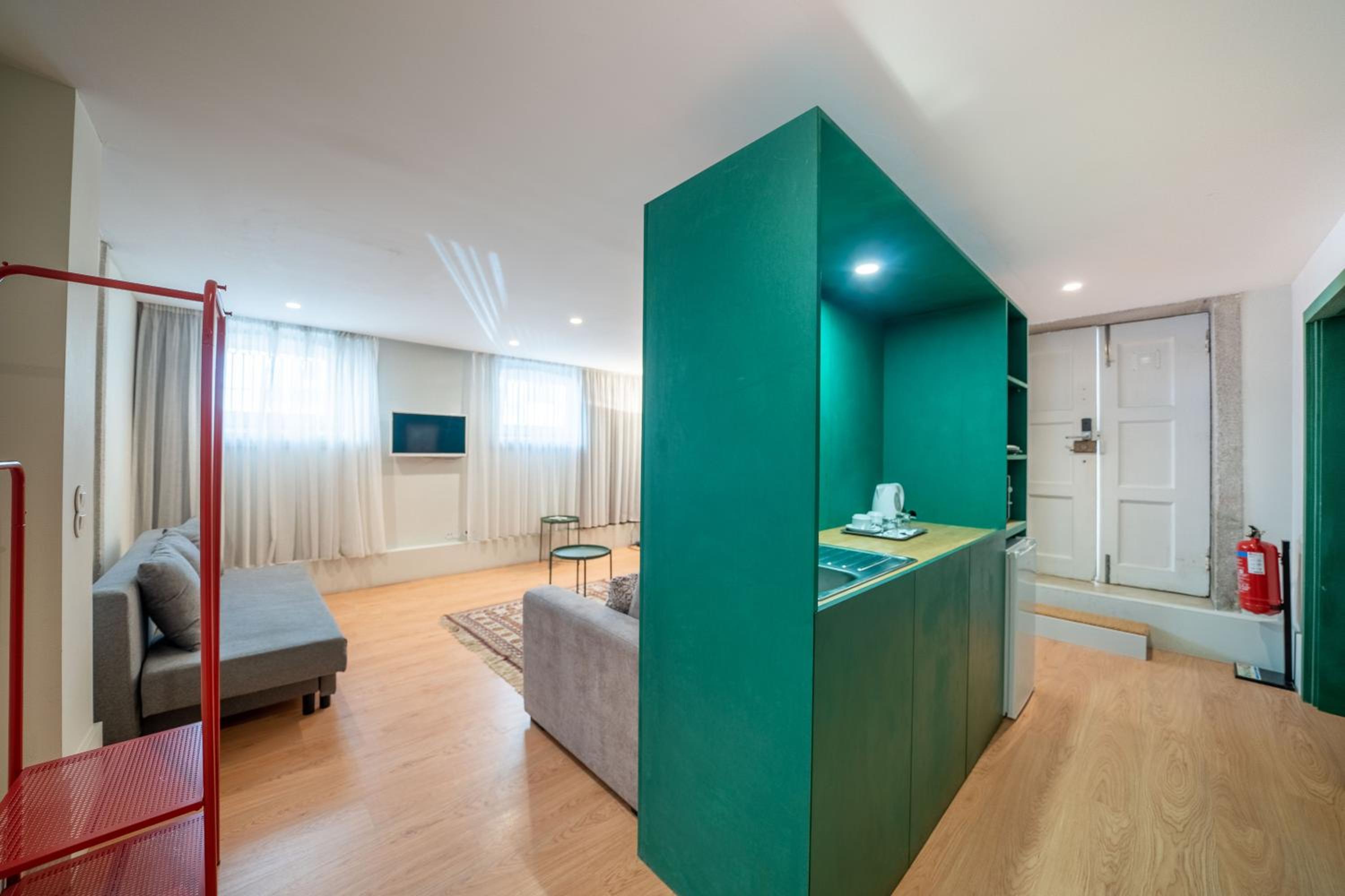Family Studio - Photo 7