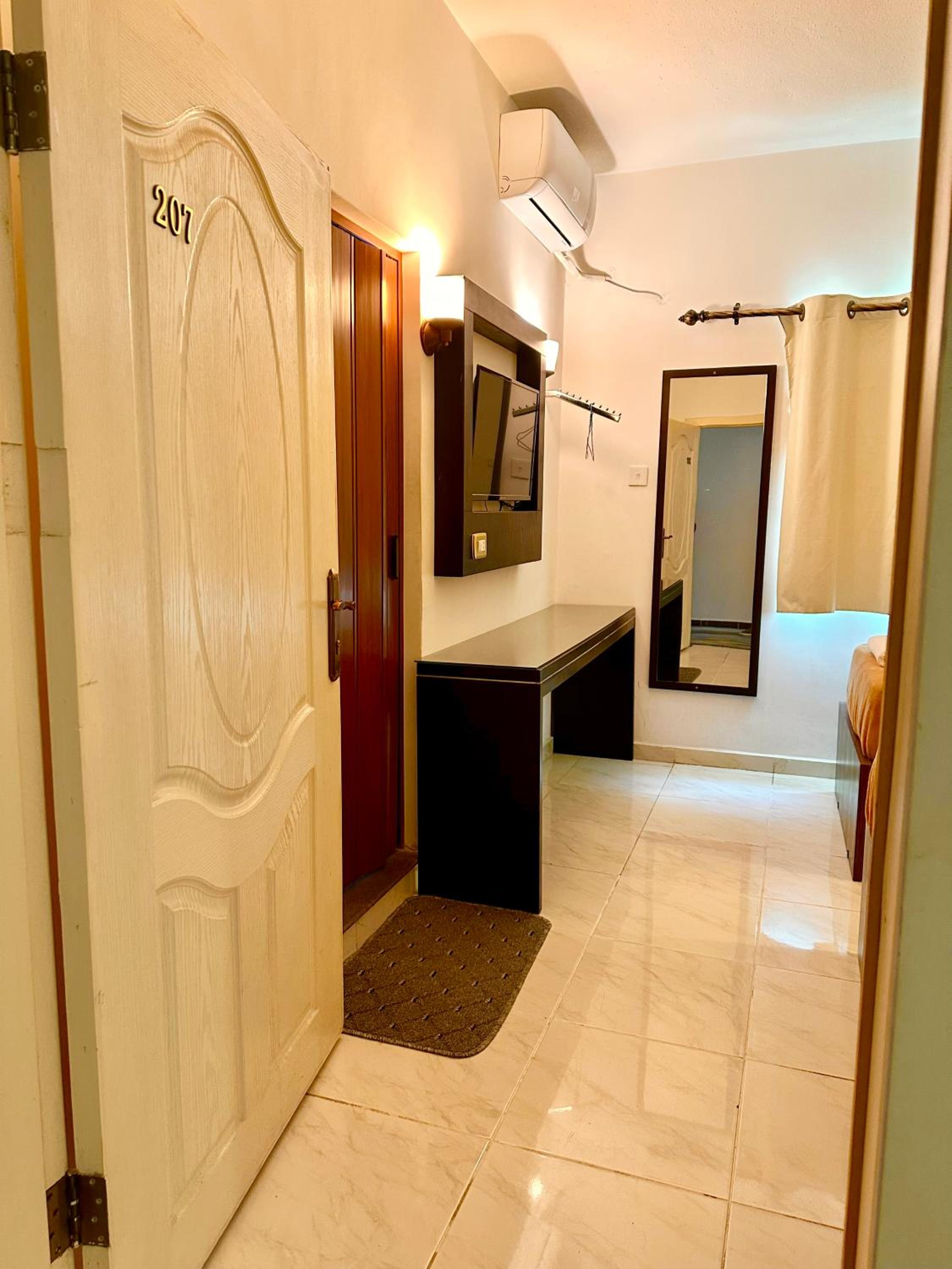 Family Room with Bathroom - Photo 5