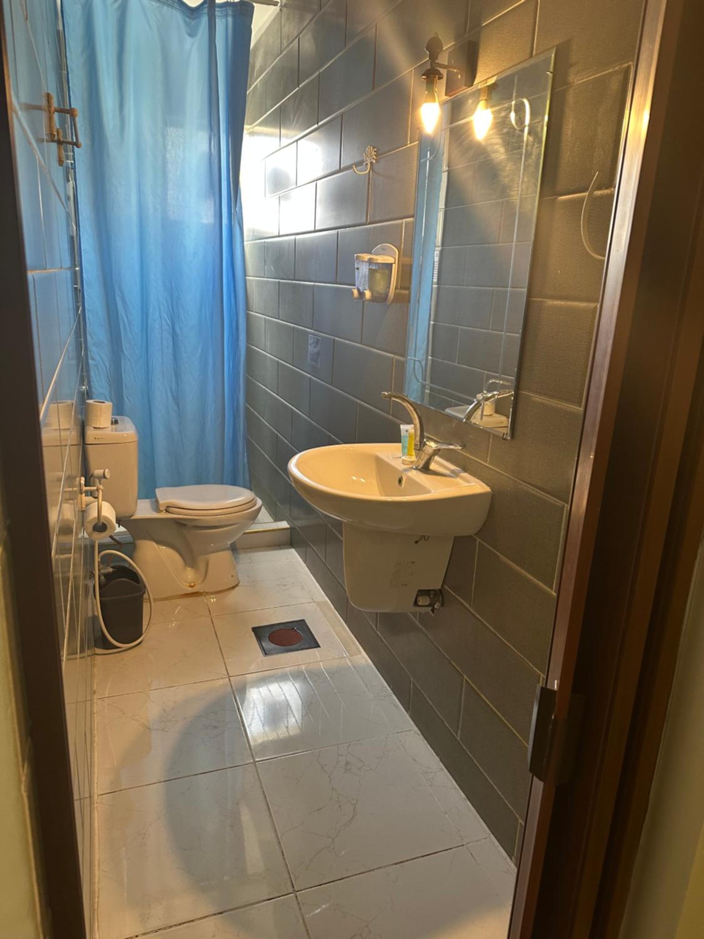 Family Room with Bathroom - Photo 2