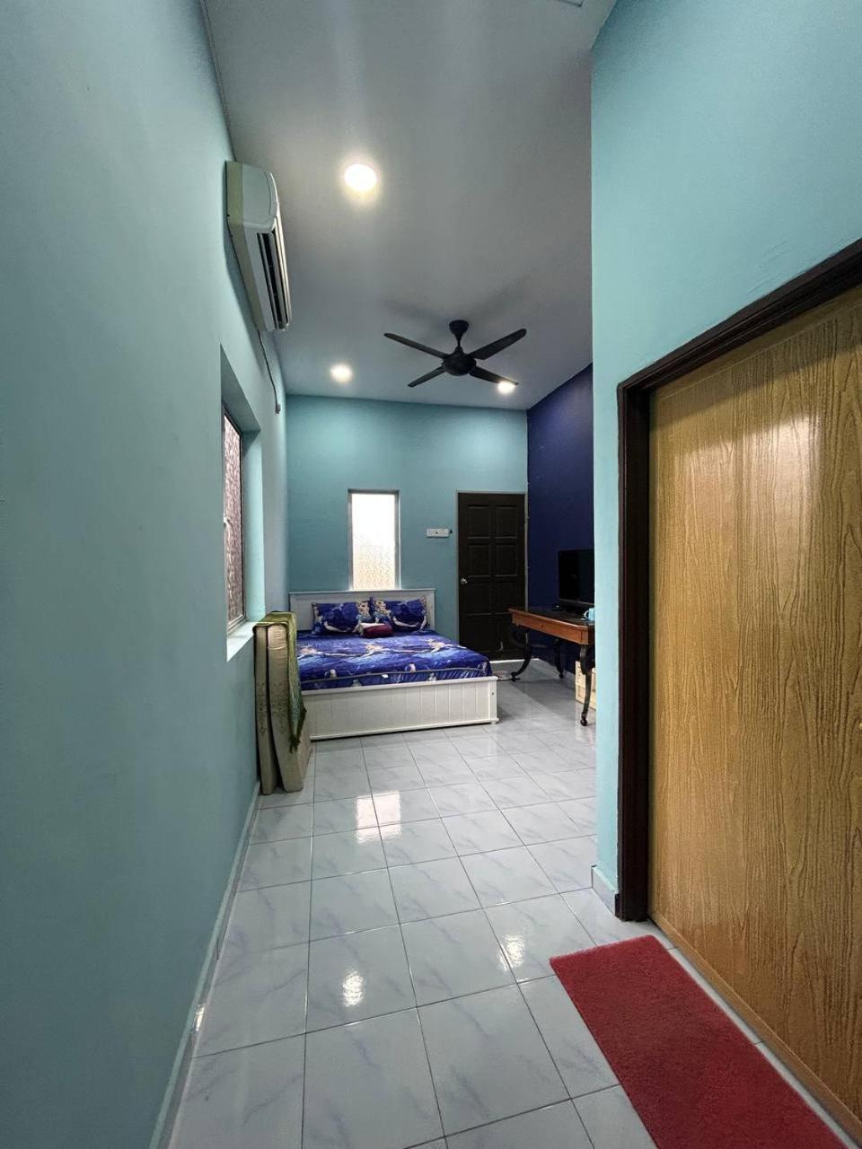 Family Studio - Photo 3