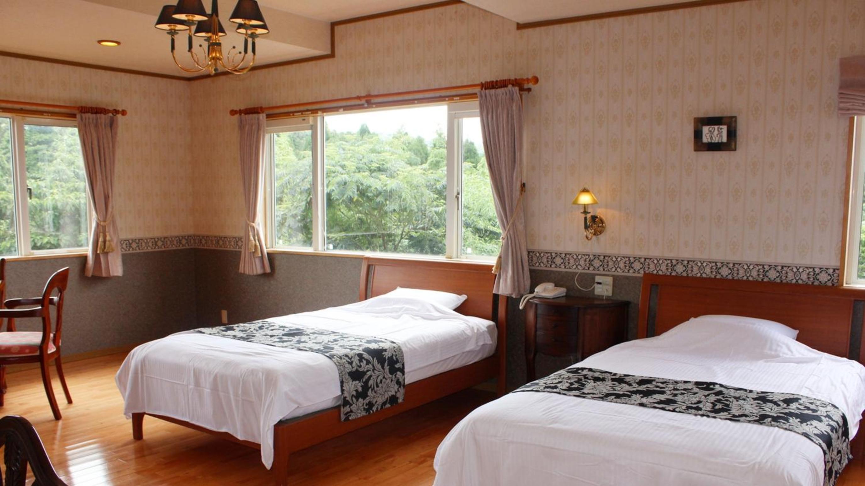 Japanese-Style Twin Room