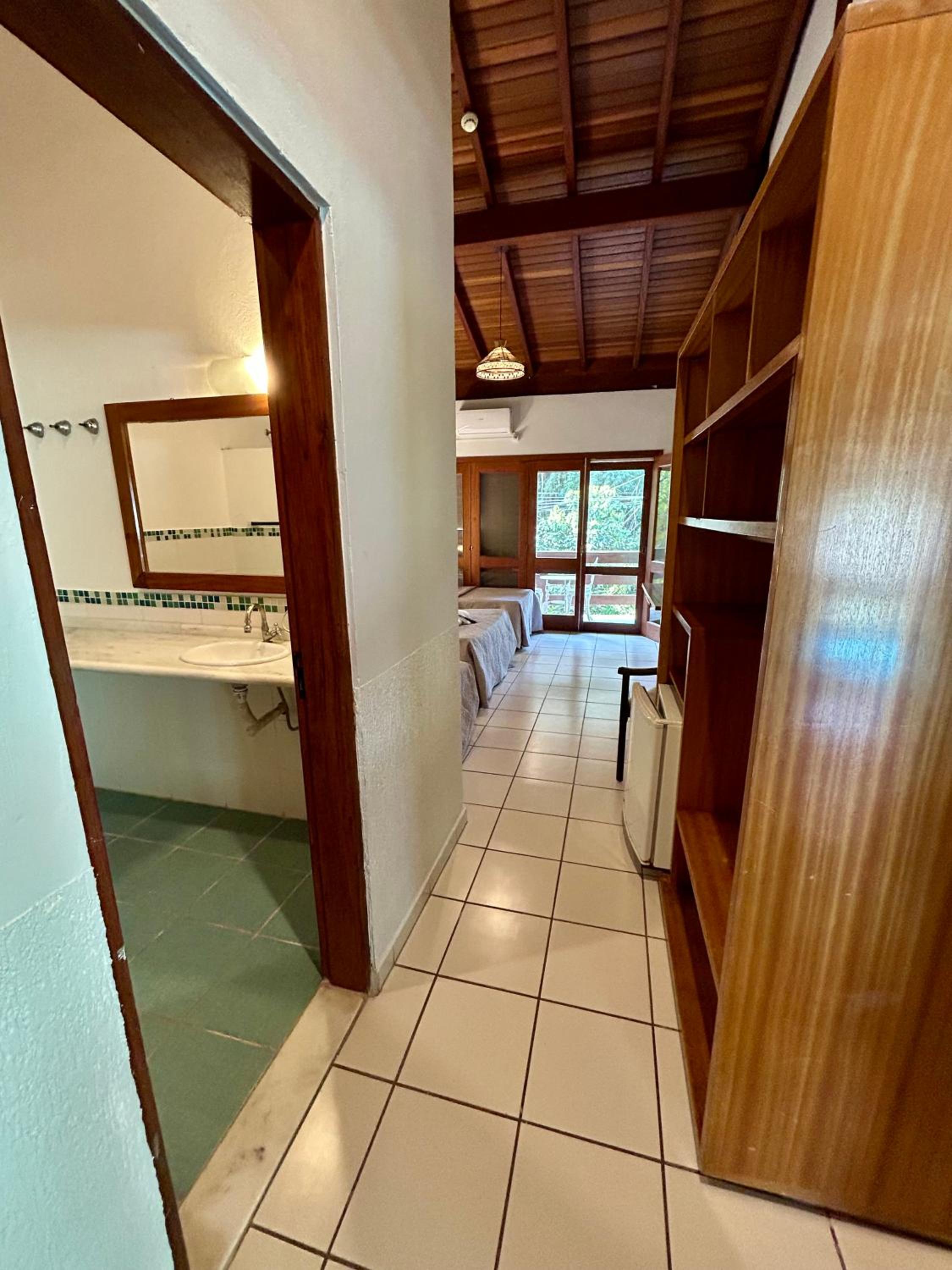 Standard Room - Photo 8