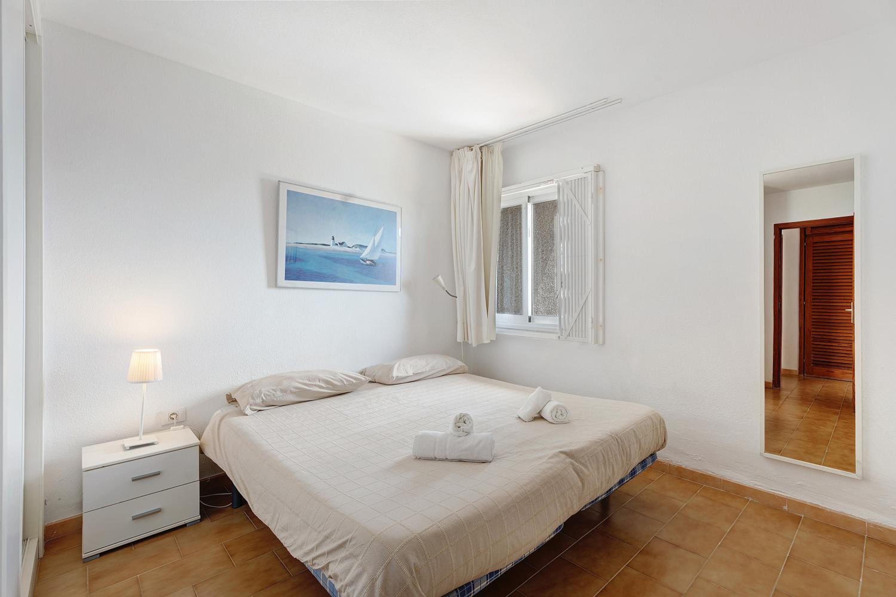 Apartamento de un dormitorio superior con balcón