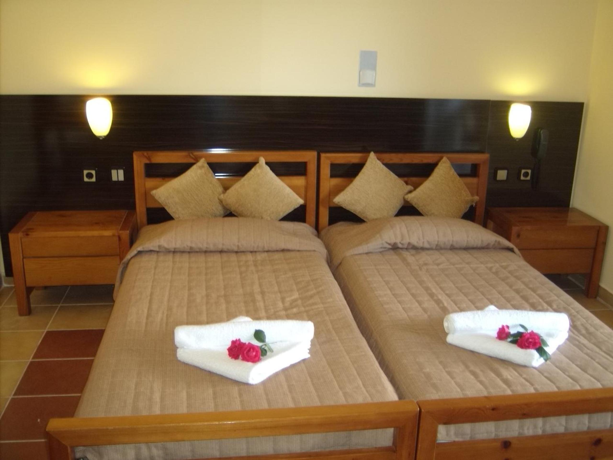 Doppel- oder Zweibettzimmer mit Meerblick