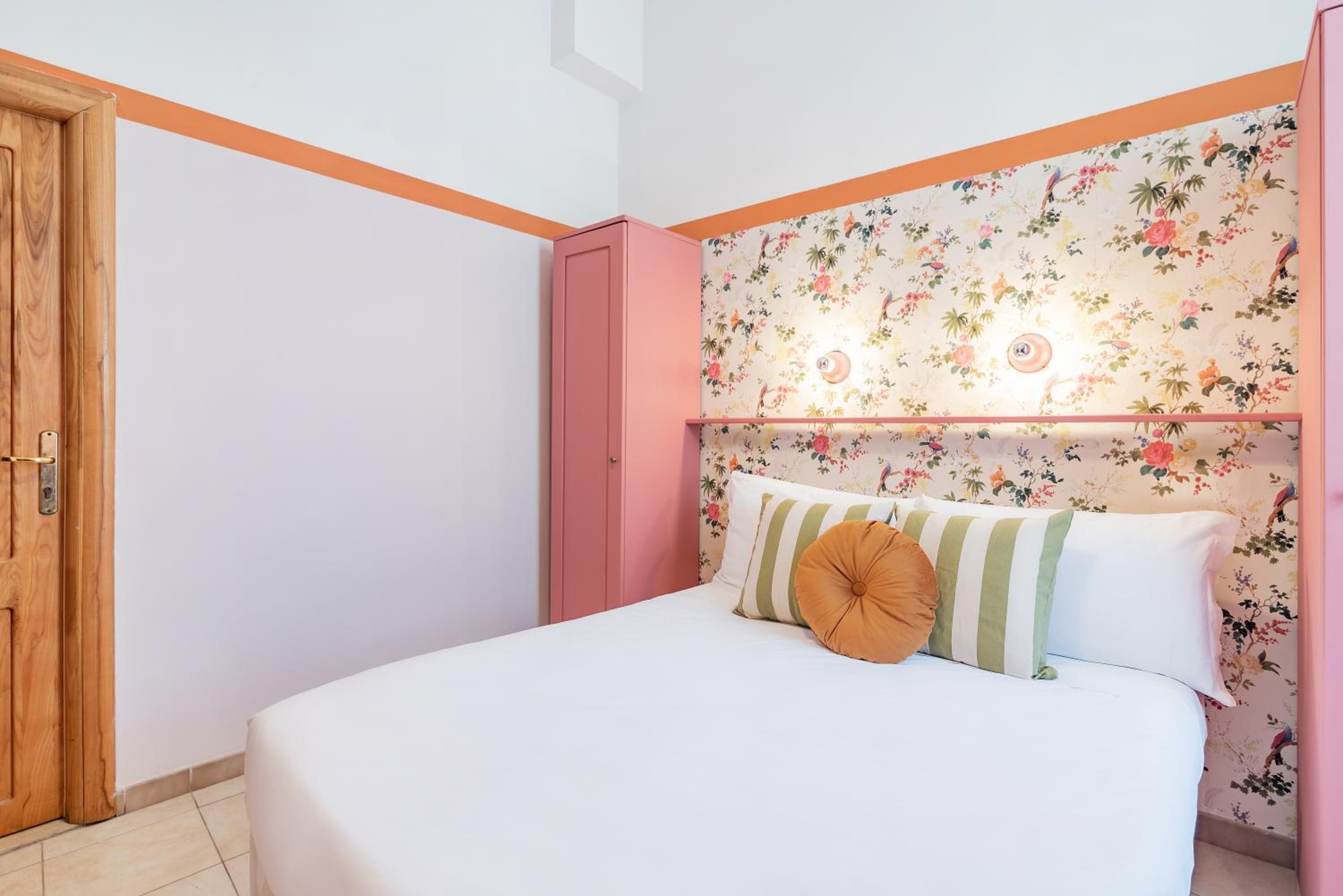 Double or Twin Room photo 3