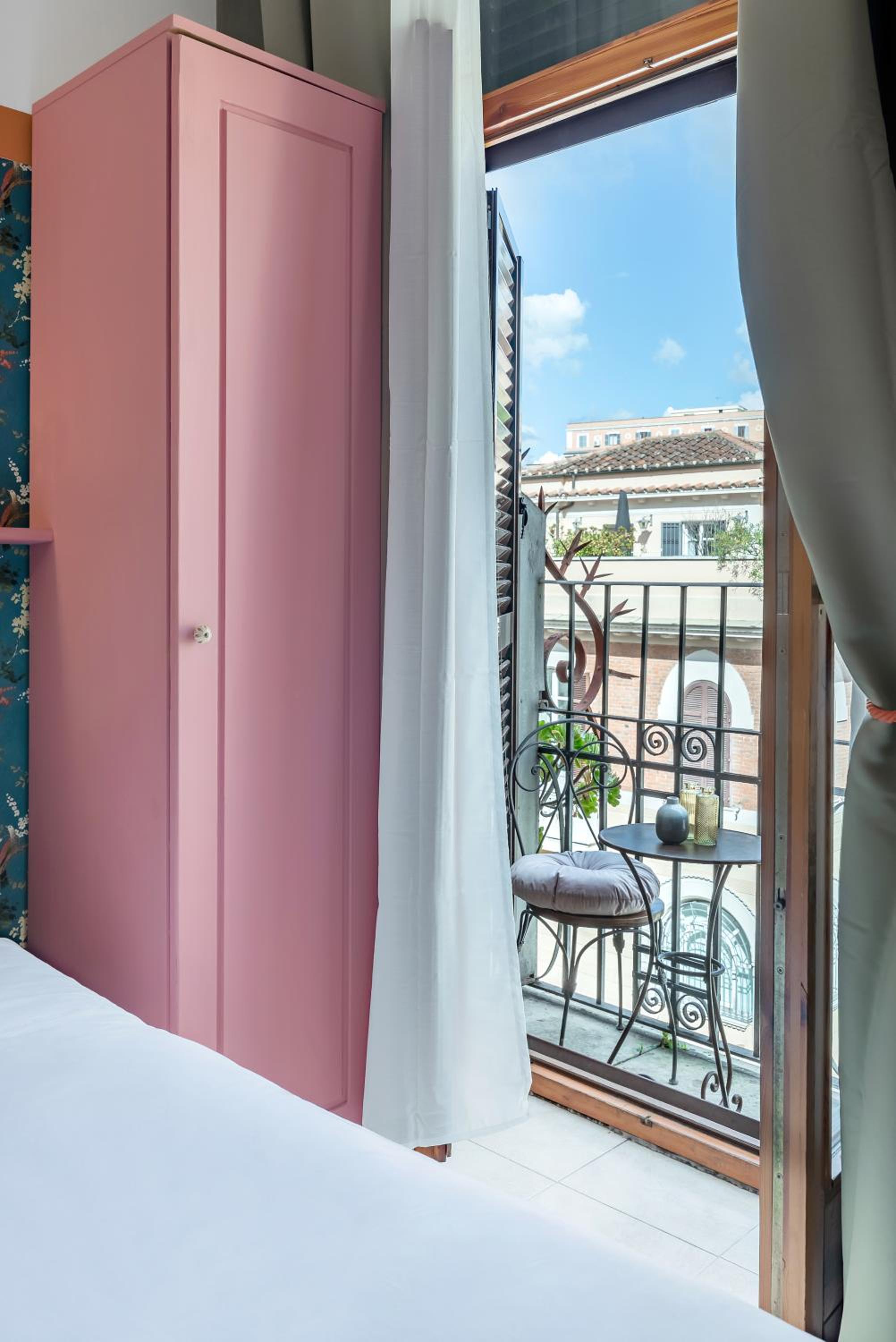 Double or Twin Room with Balcony photo 3