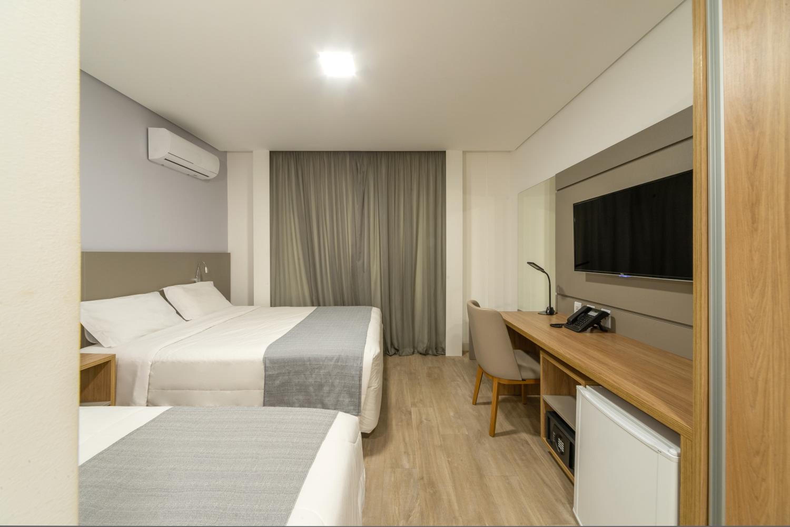 Luxury Triple Room photo 3