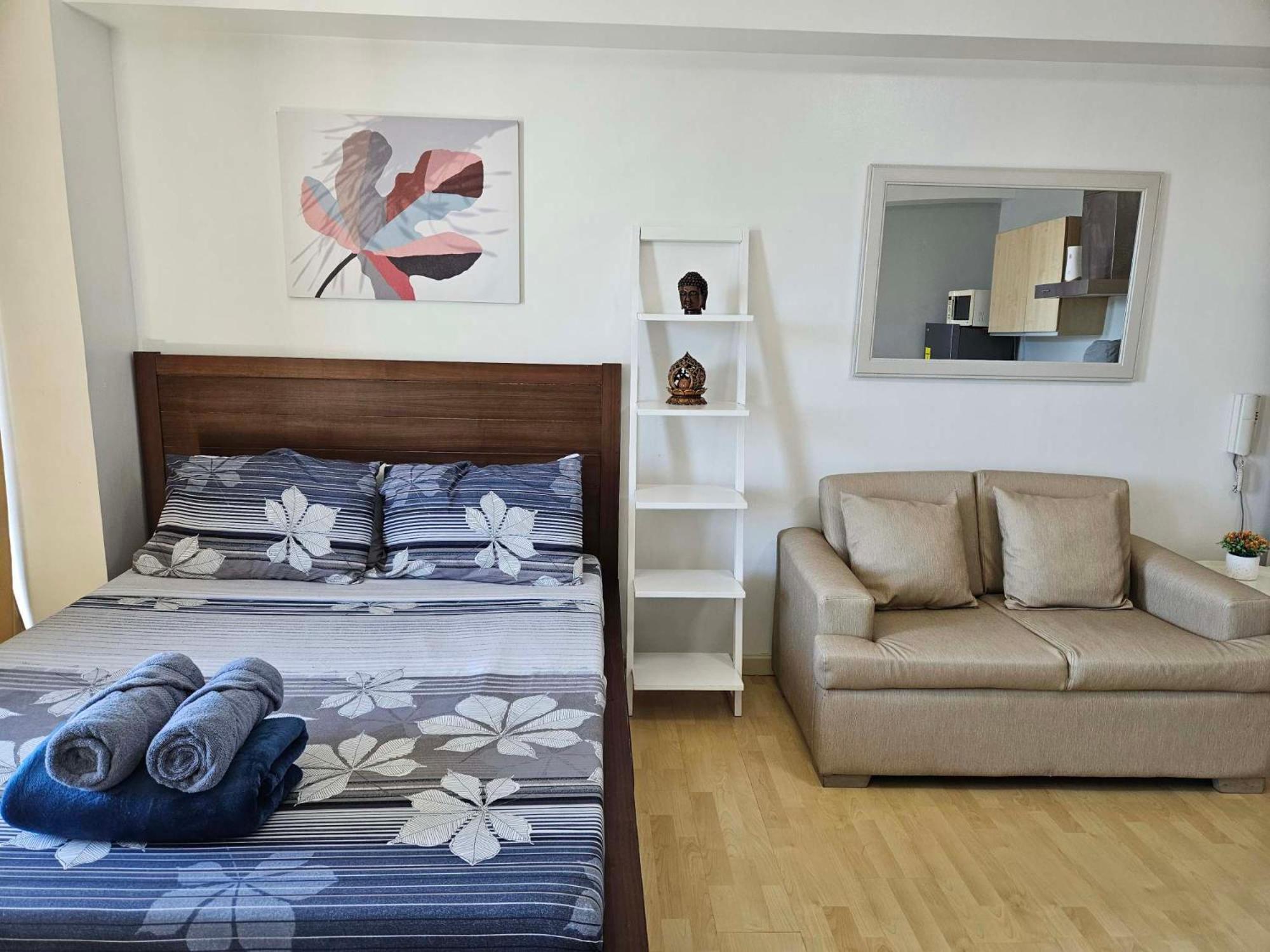 Apartment with Balcony - Photo 27