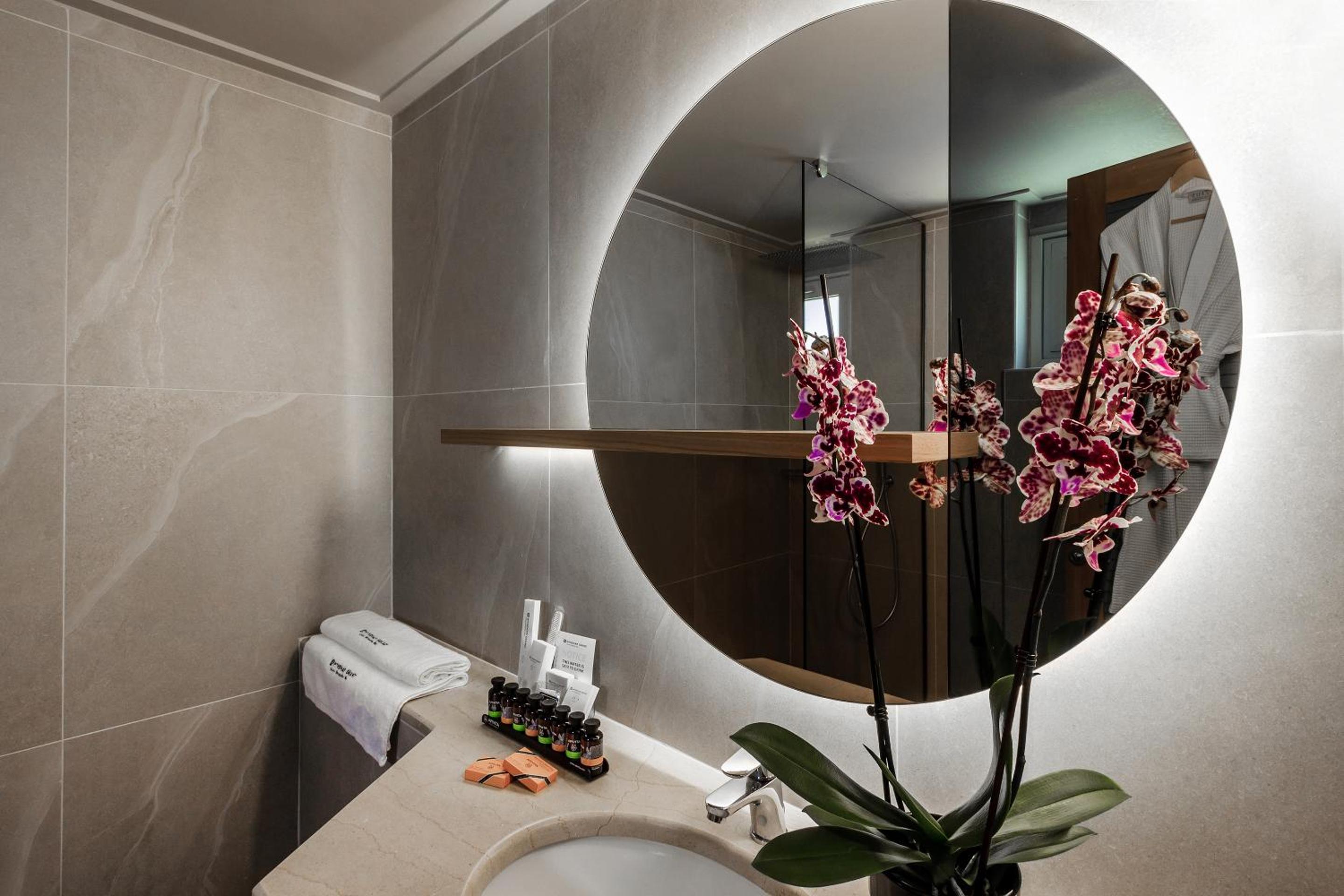 Bungalow Junior Suite with Sea View