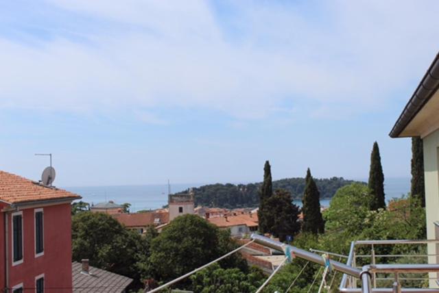 Studio with Balcony photo 3
