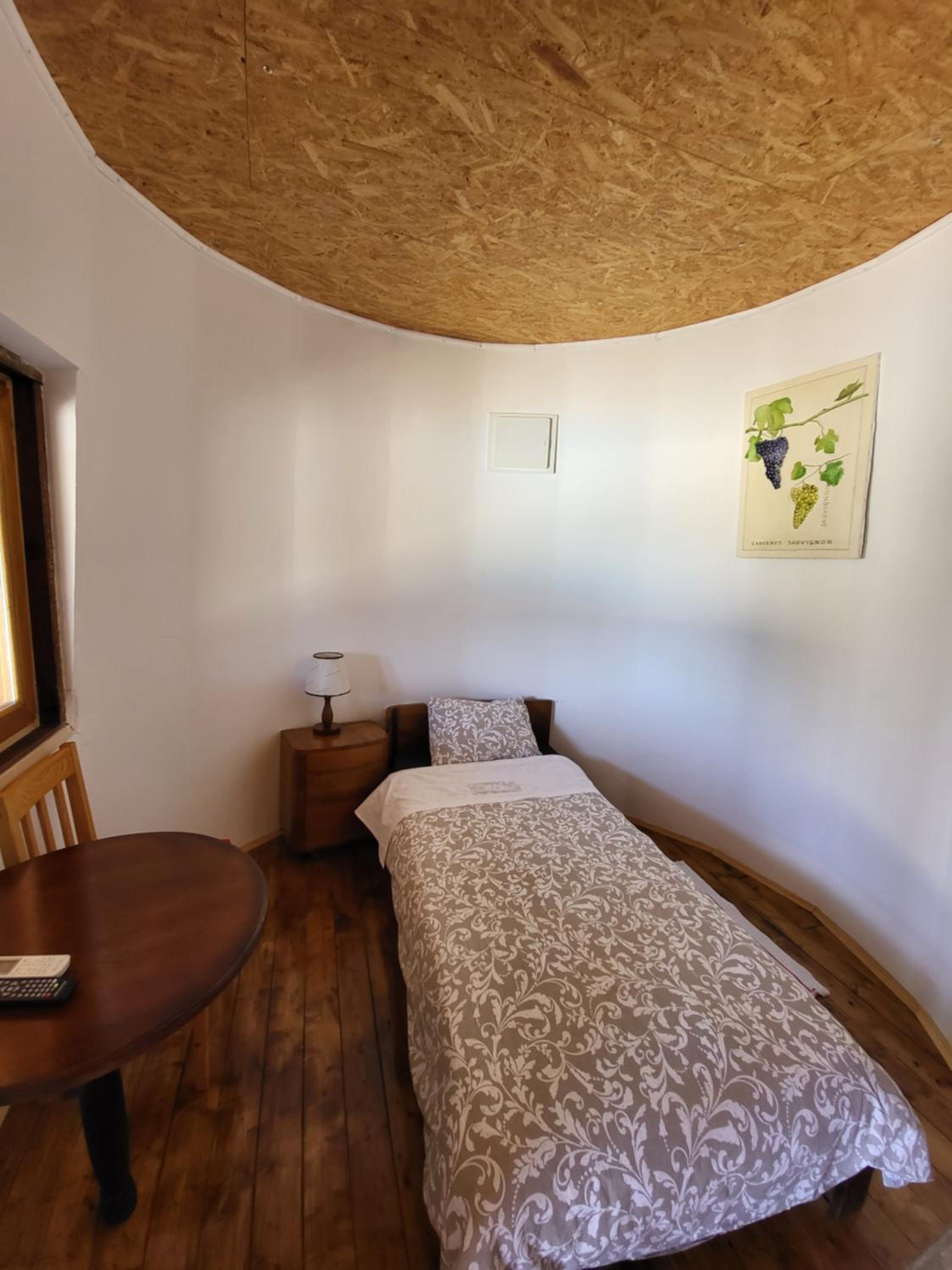 Twin Room with Pool View - Photo 1
