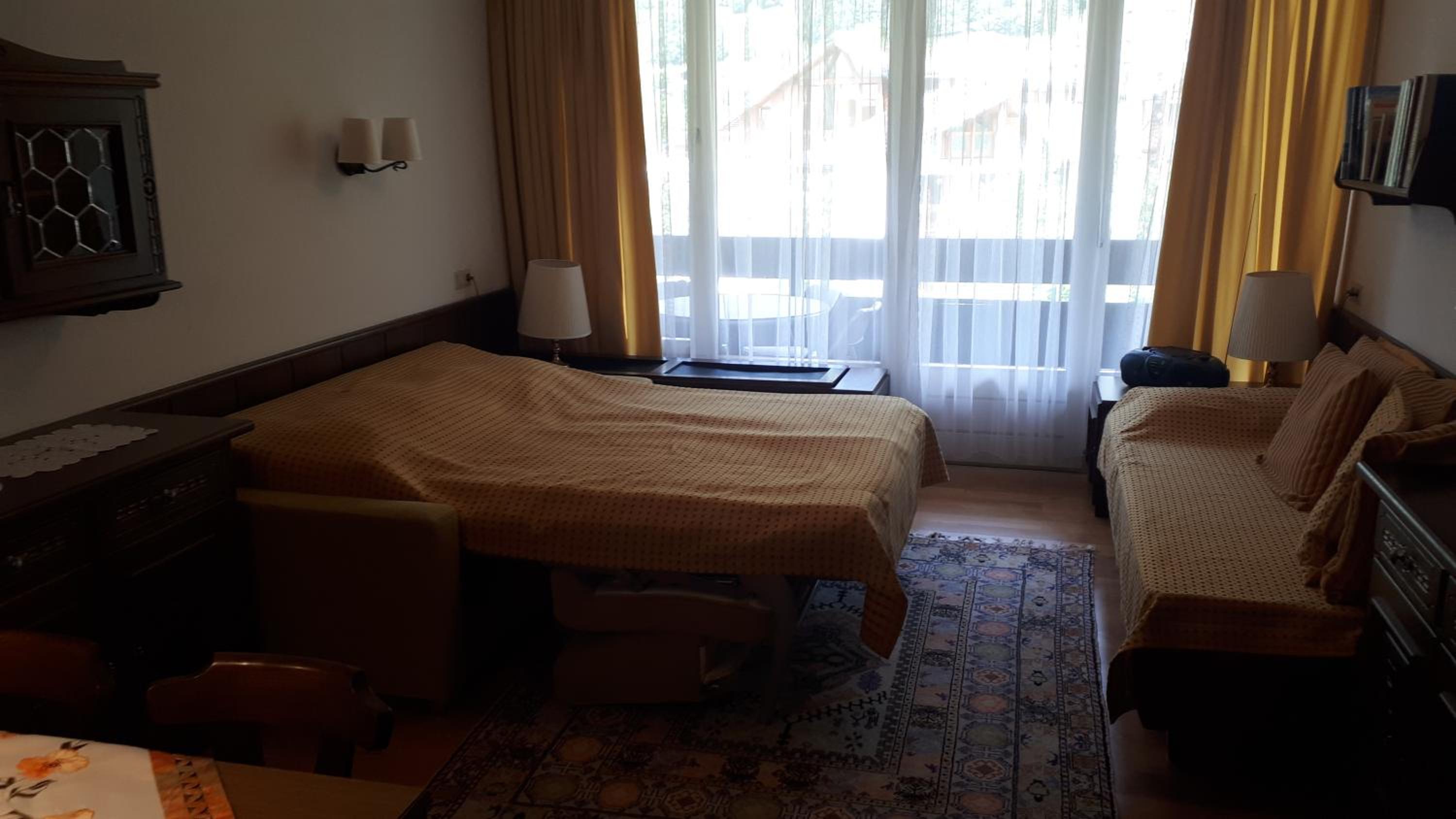 Apartment with Balcony photo 1
