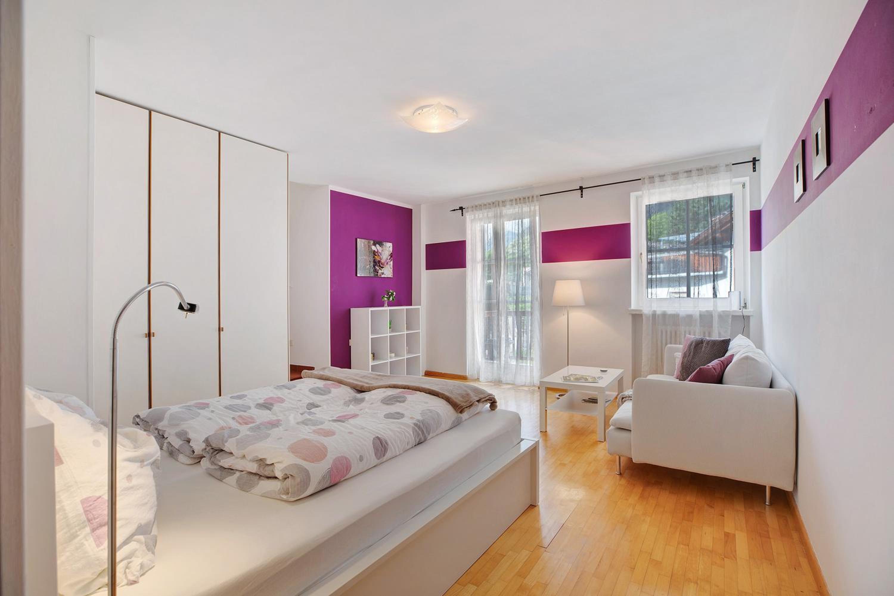Superior One-Bedroom Apartment with Balcony