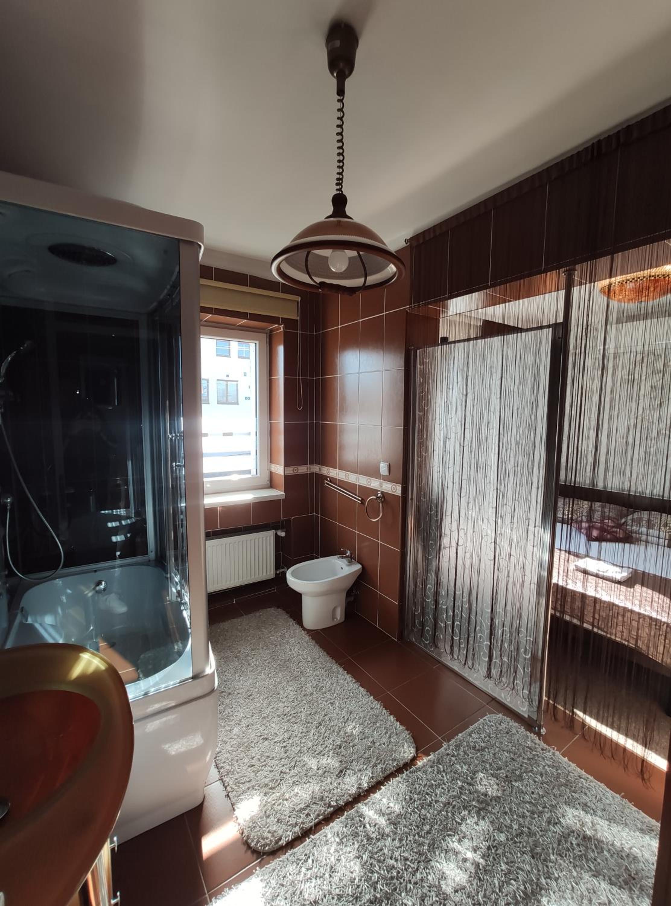 Double Room with Private Bathroom - Photo 2