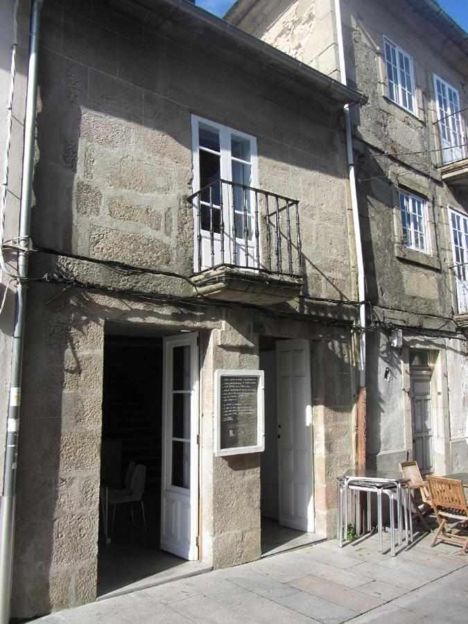 Double Room with Private Bathroom - Photo 13