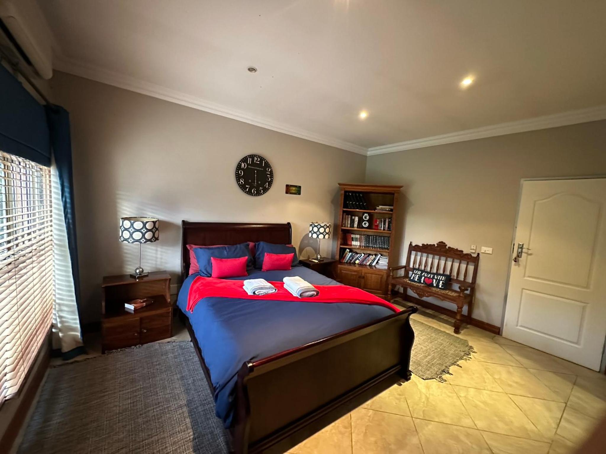 Double Room with Private Bathroom photo 1