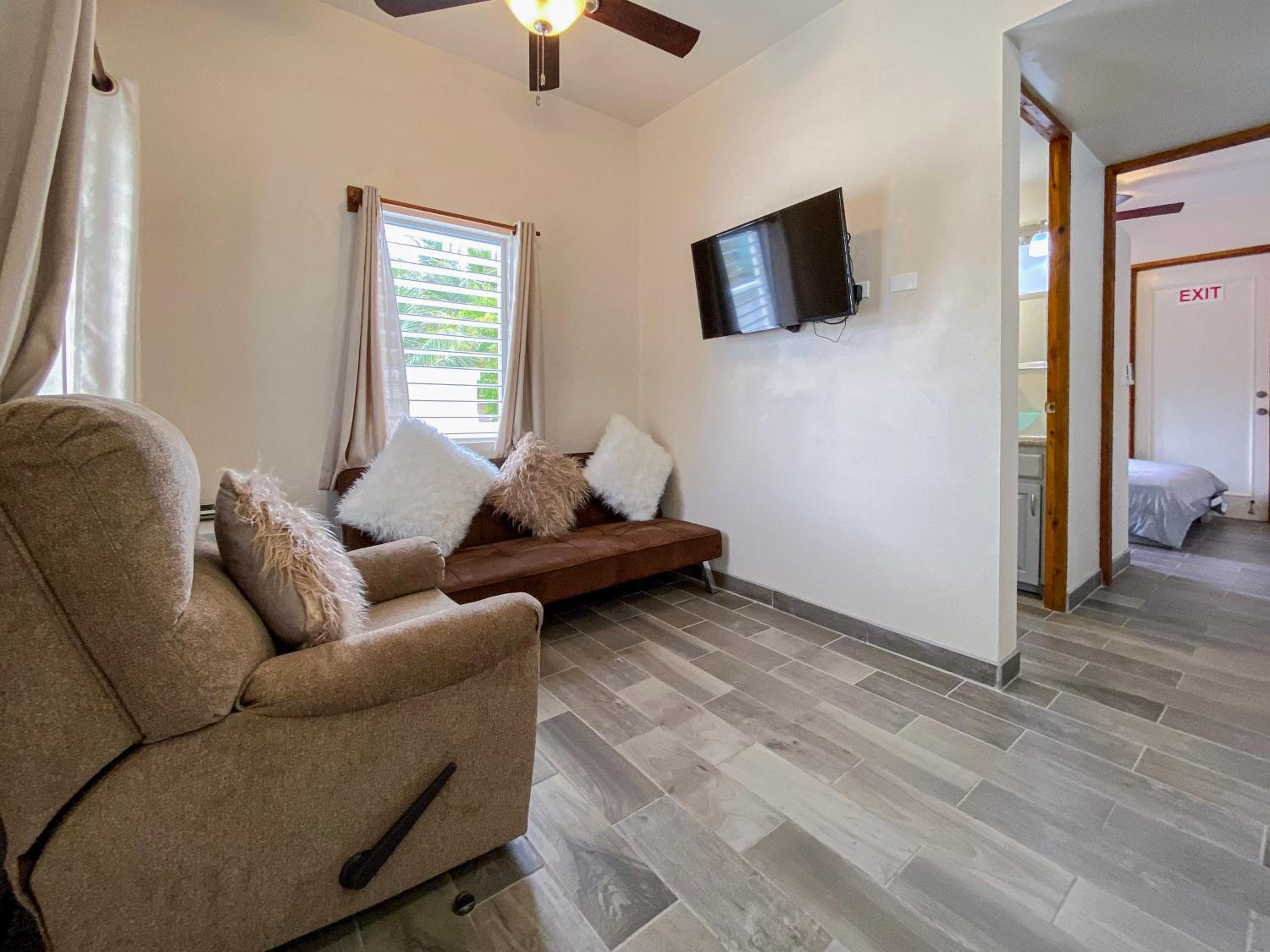 Apartment - Ground Floor photo 2