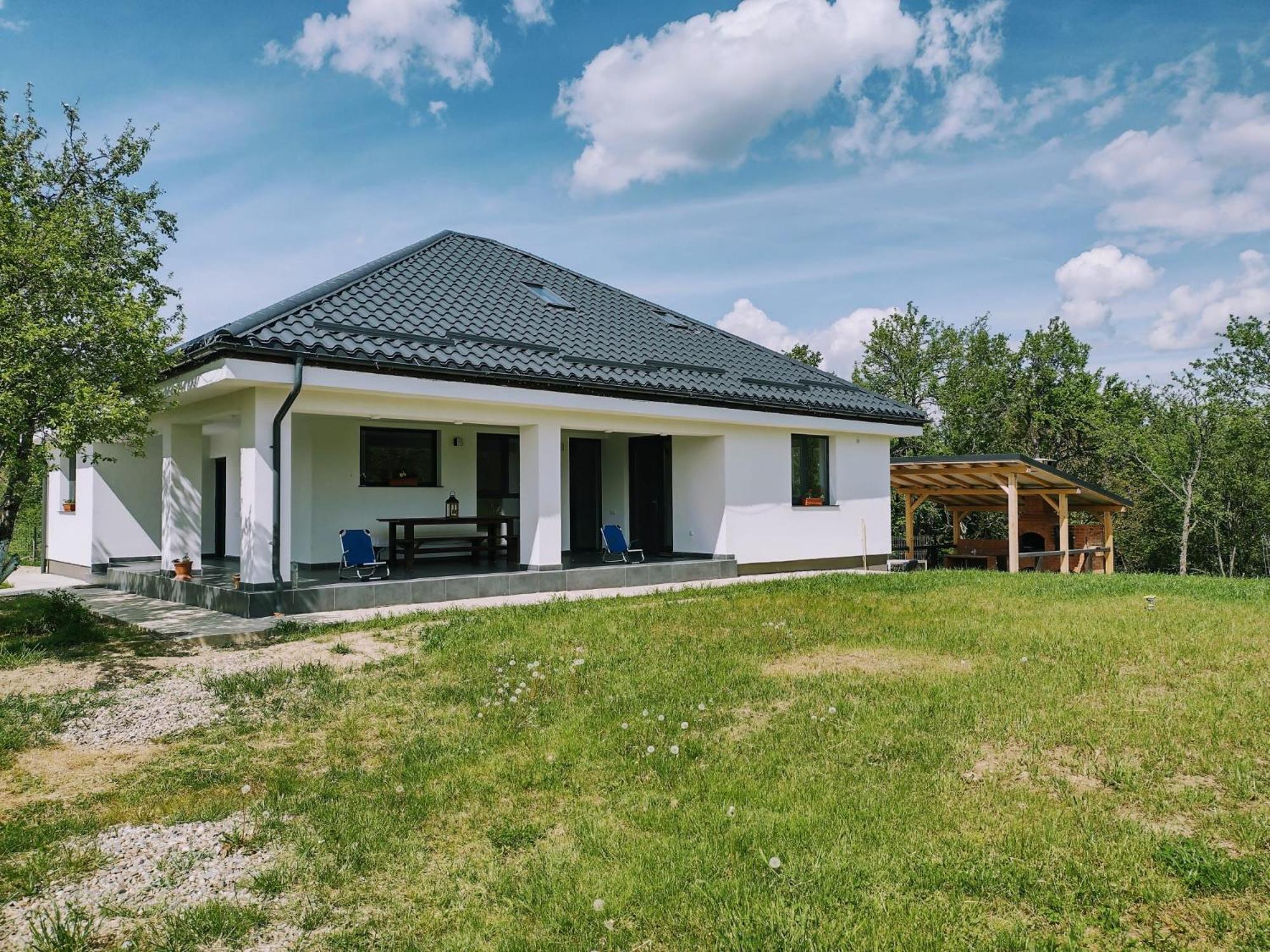 Villa - Photo 24