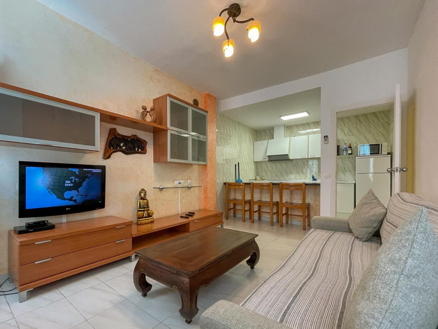 One-Bedroom Apartment with Terrace photo 3