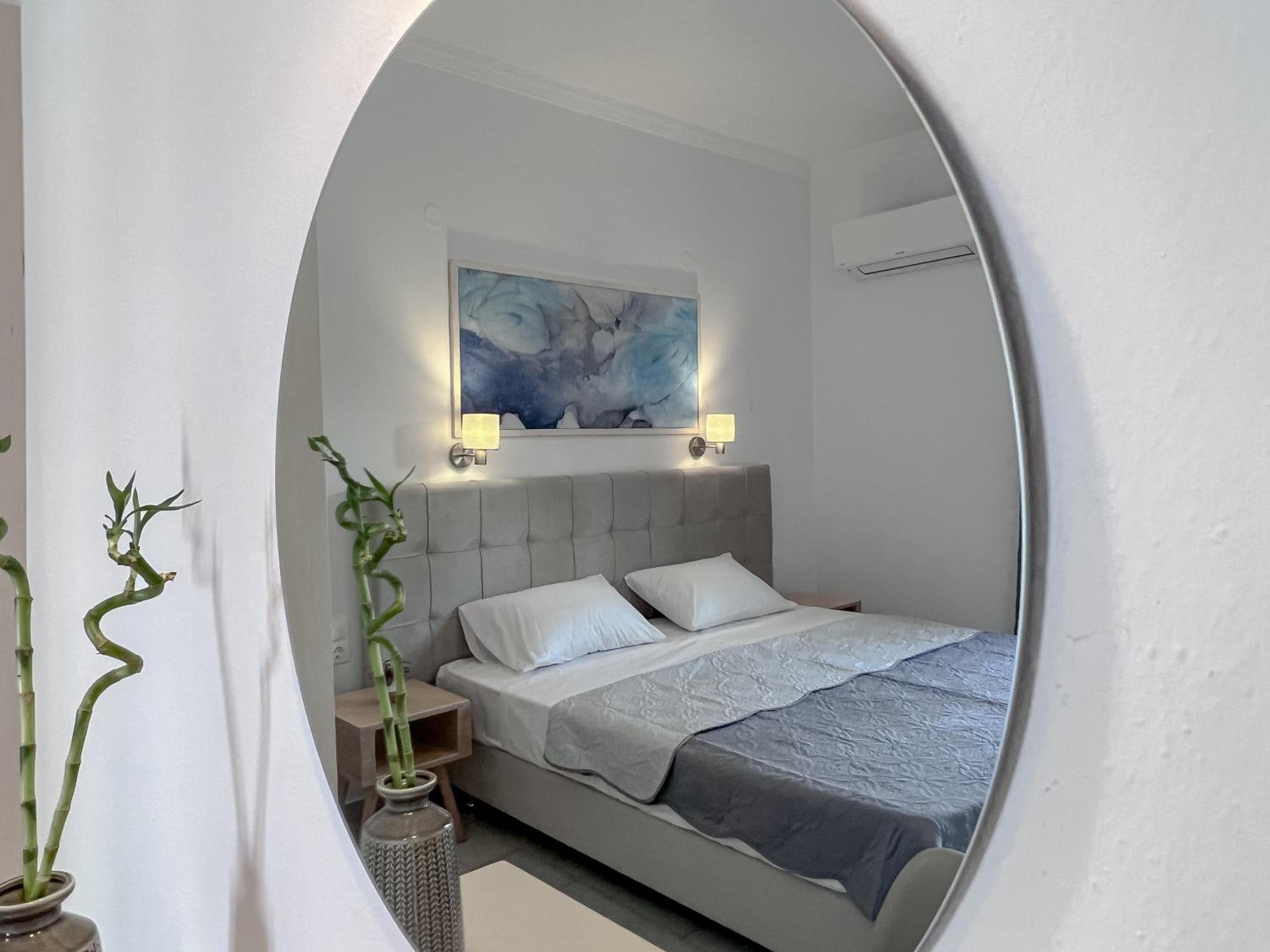 Deluxe Double or Twin Room with Balcony