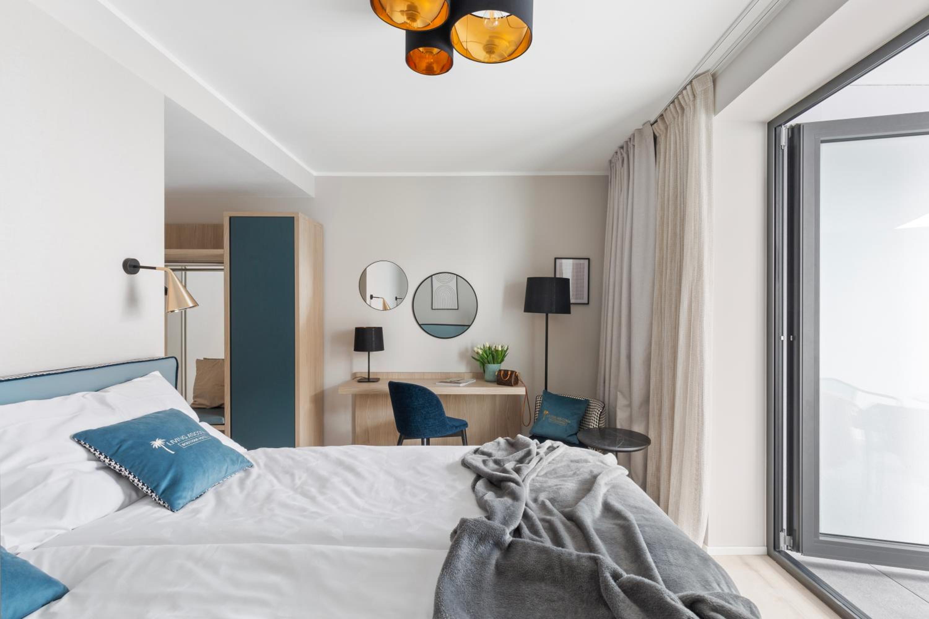 Superior Double Room with Terrace and Partial Lake View, photo 6