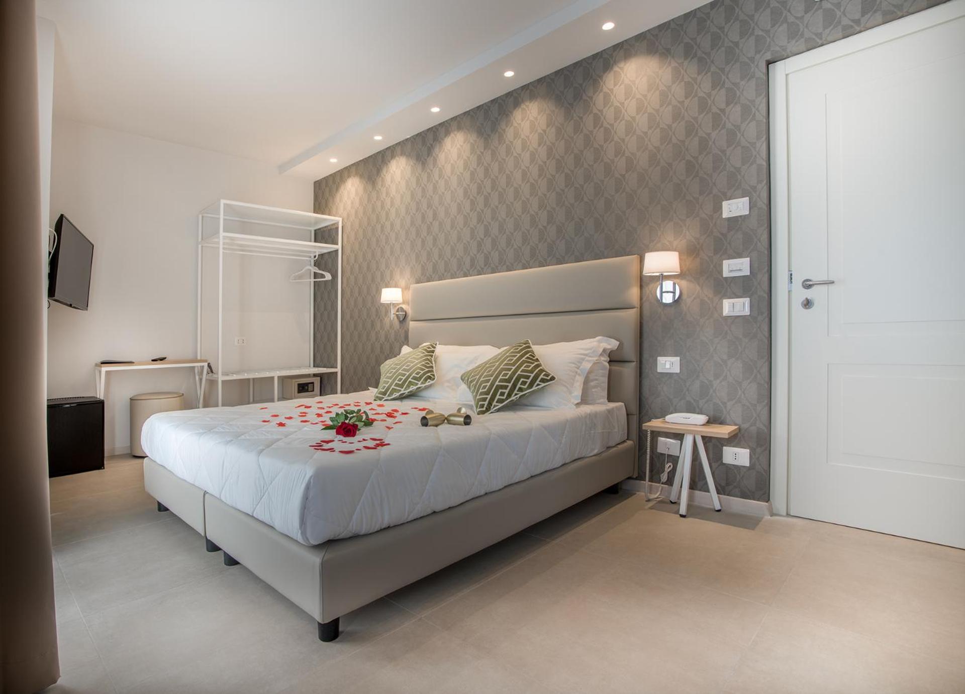 Double or Twin Room with Balcony photo 1
