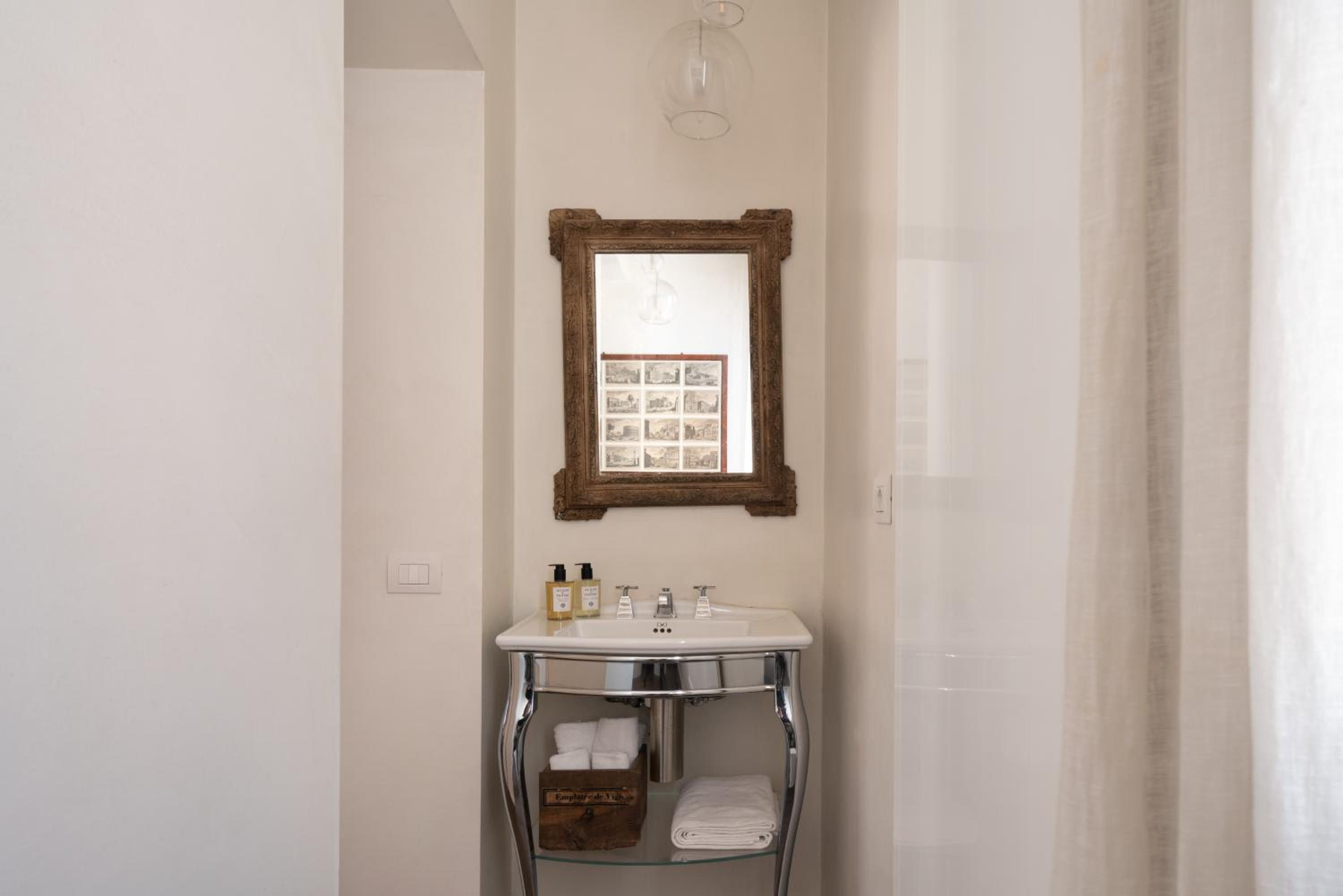 Suite with Terrace photo 2