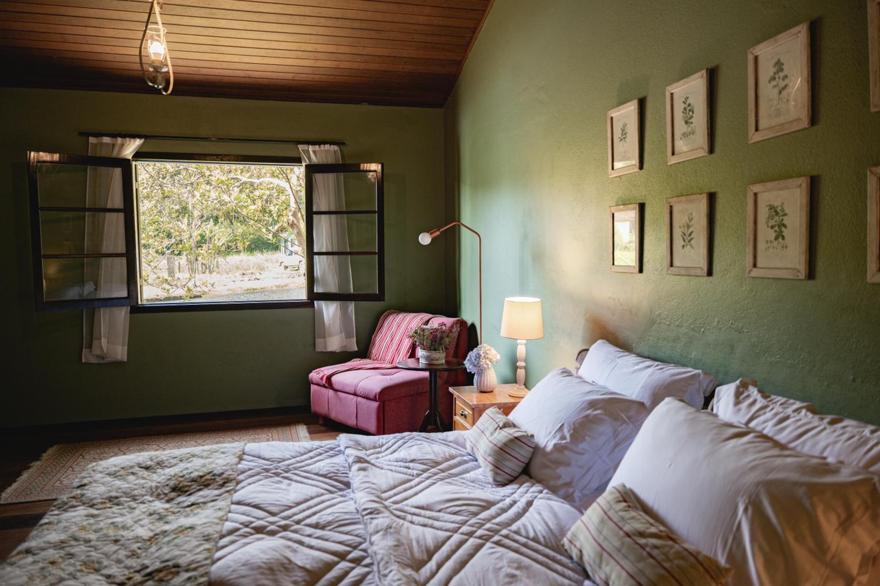 Superior Double or Twin Room with Lake View photo 1