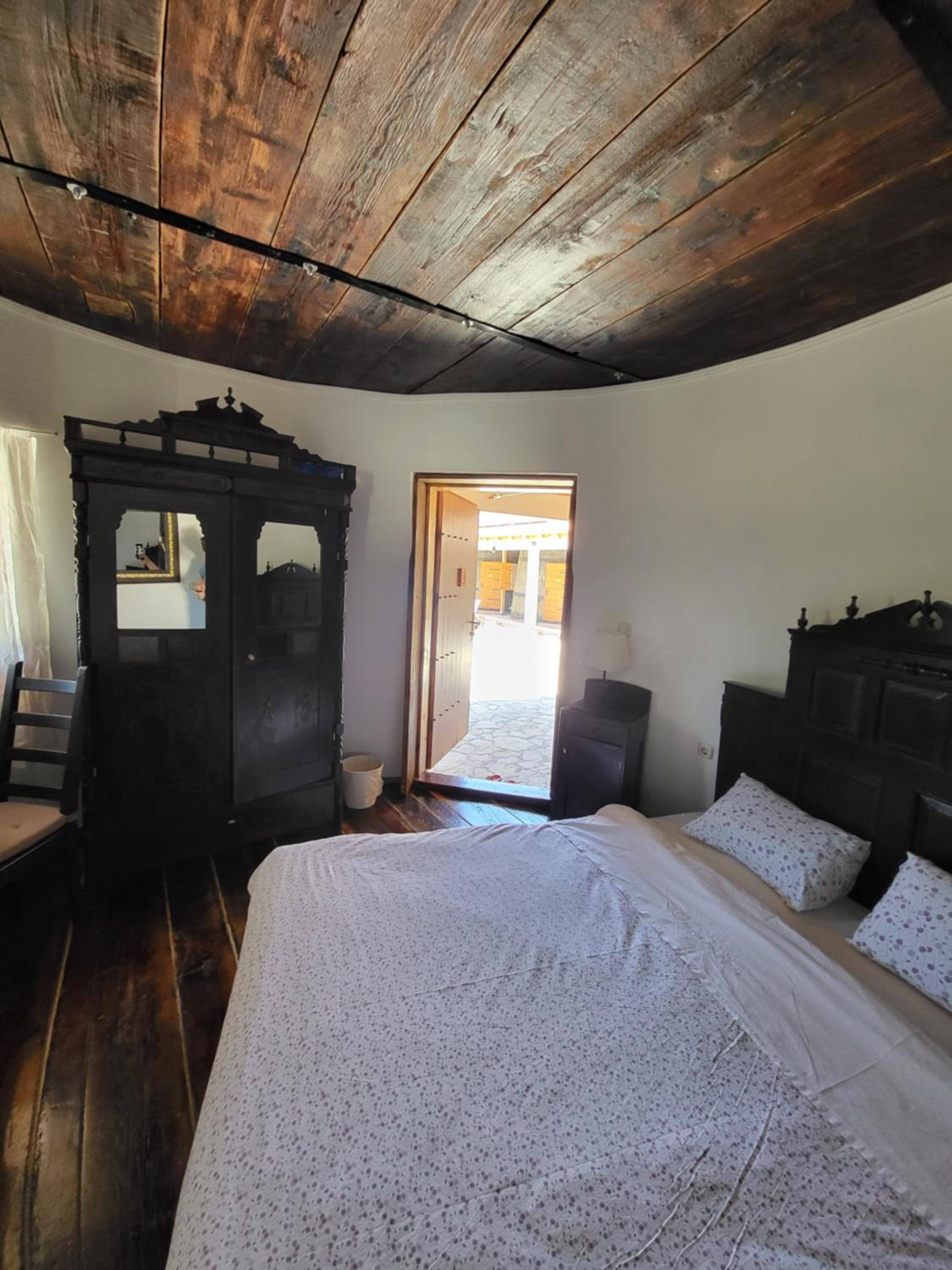 Double Room - Photo 4