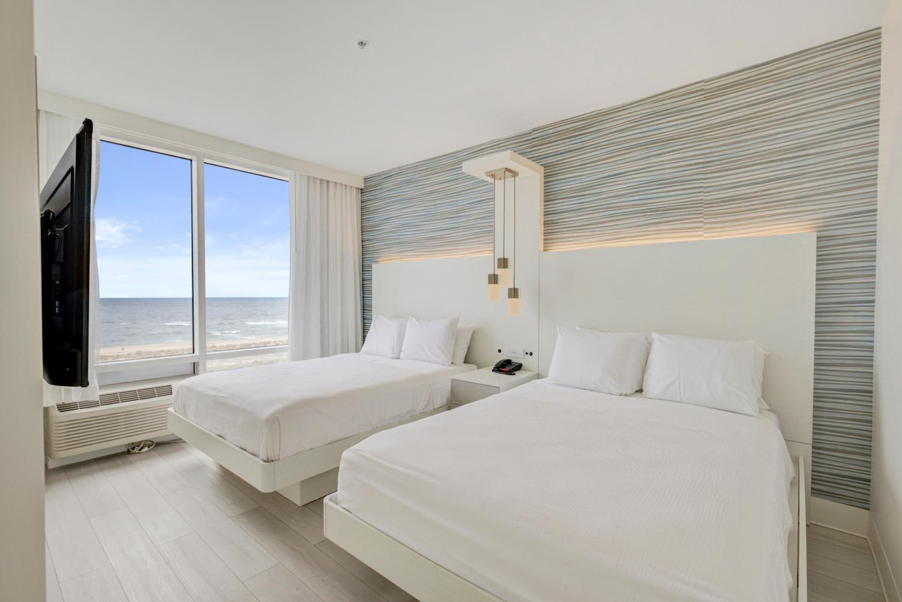 Superior Queen Room with Two Queen Beds