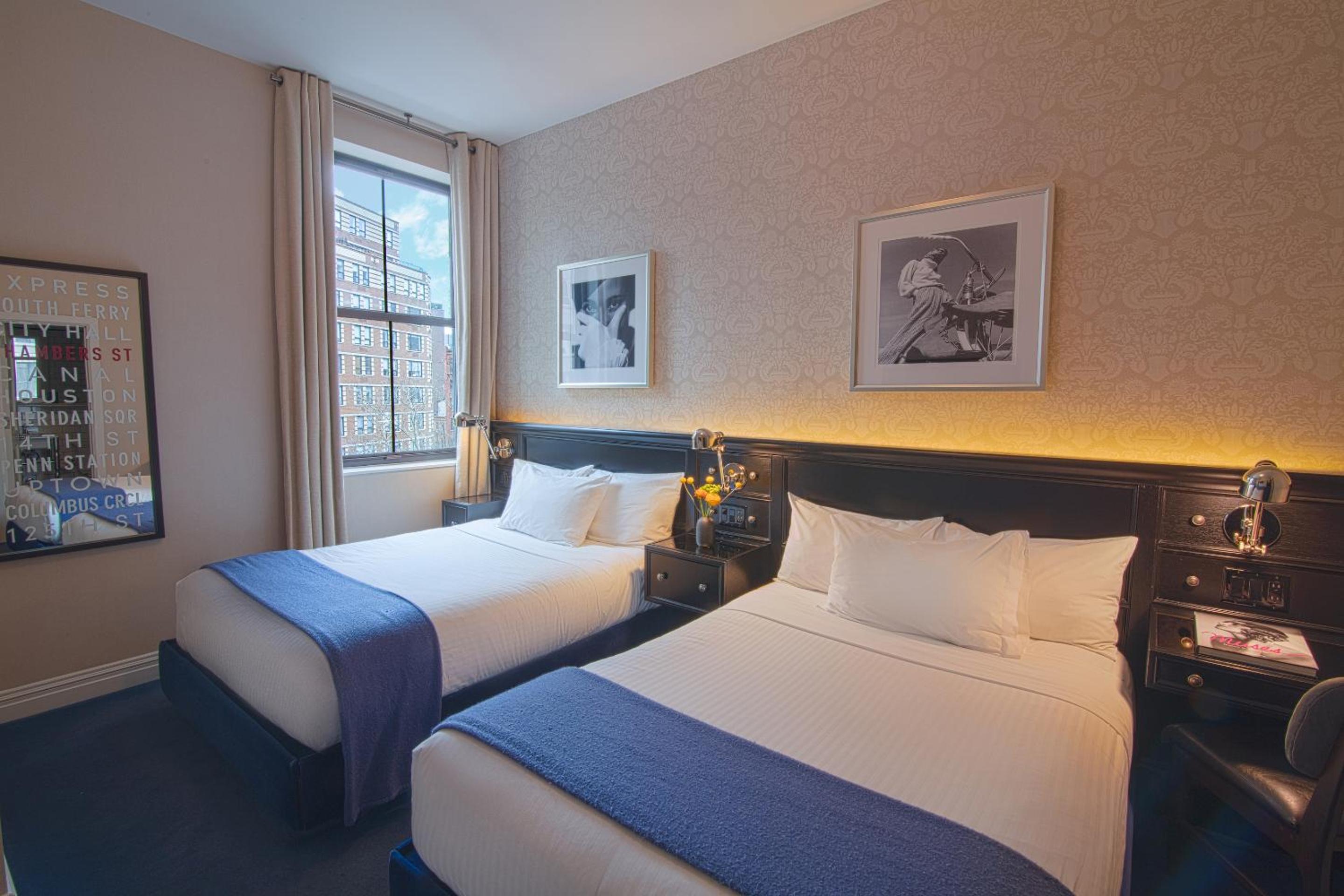 Studio 2 Full Beds
