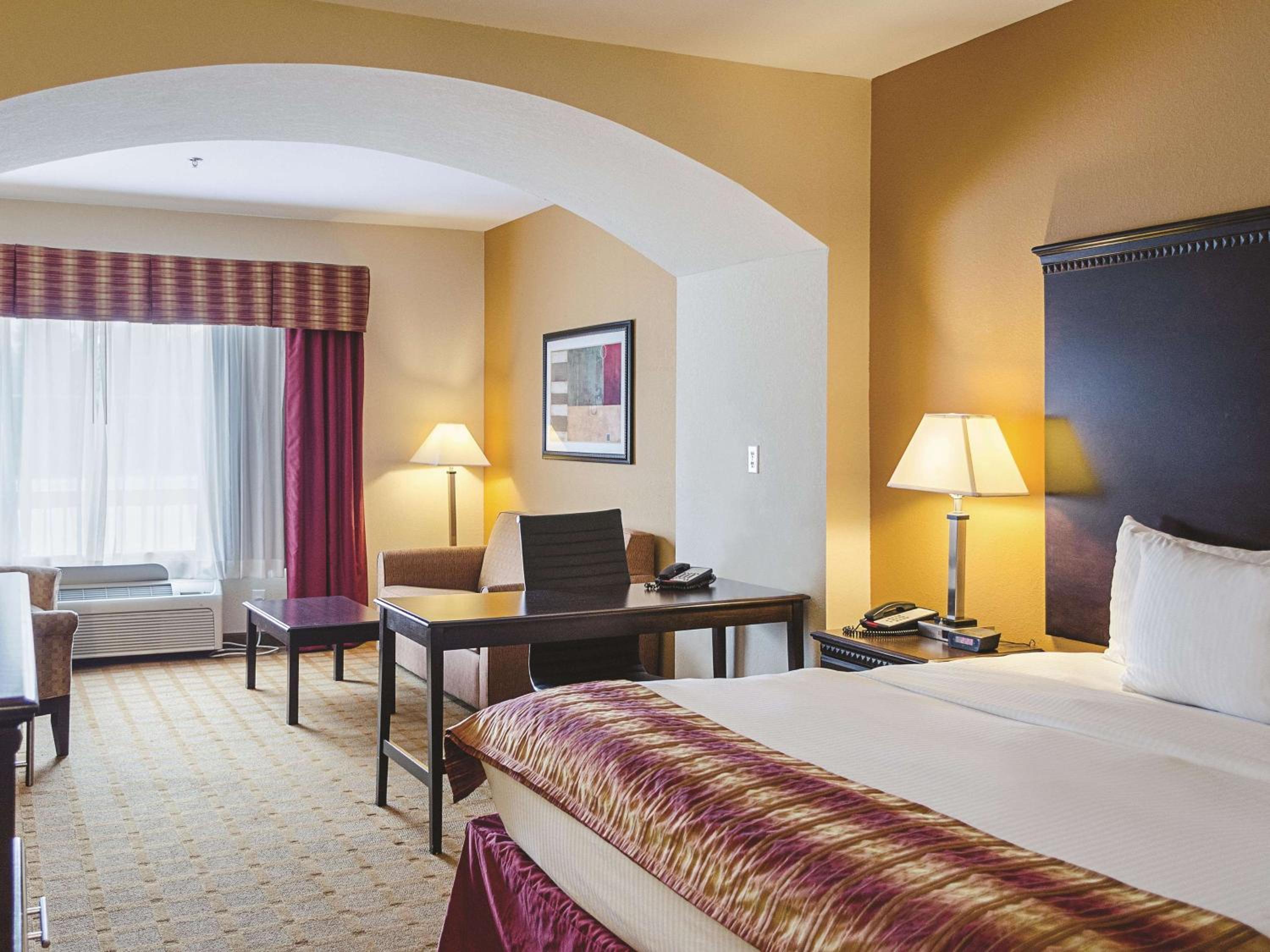 King Room - Mobility Accessible/Non-Smoking