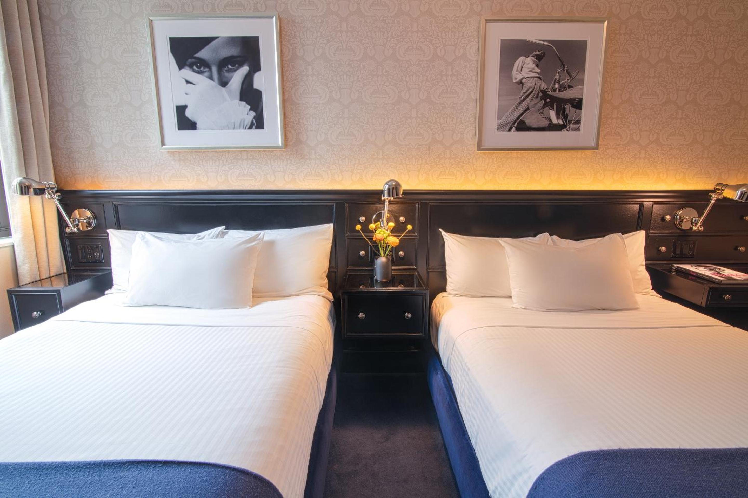 Studio 2 Full Beds