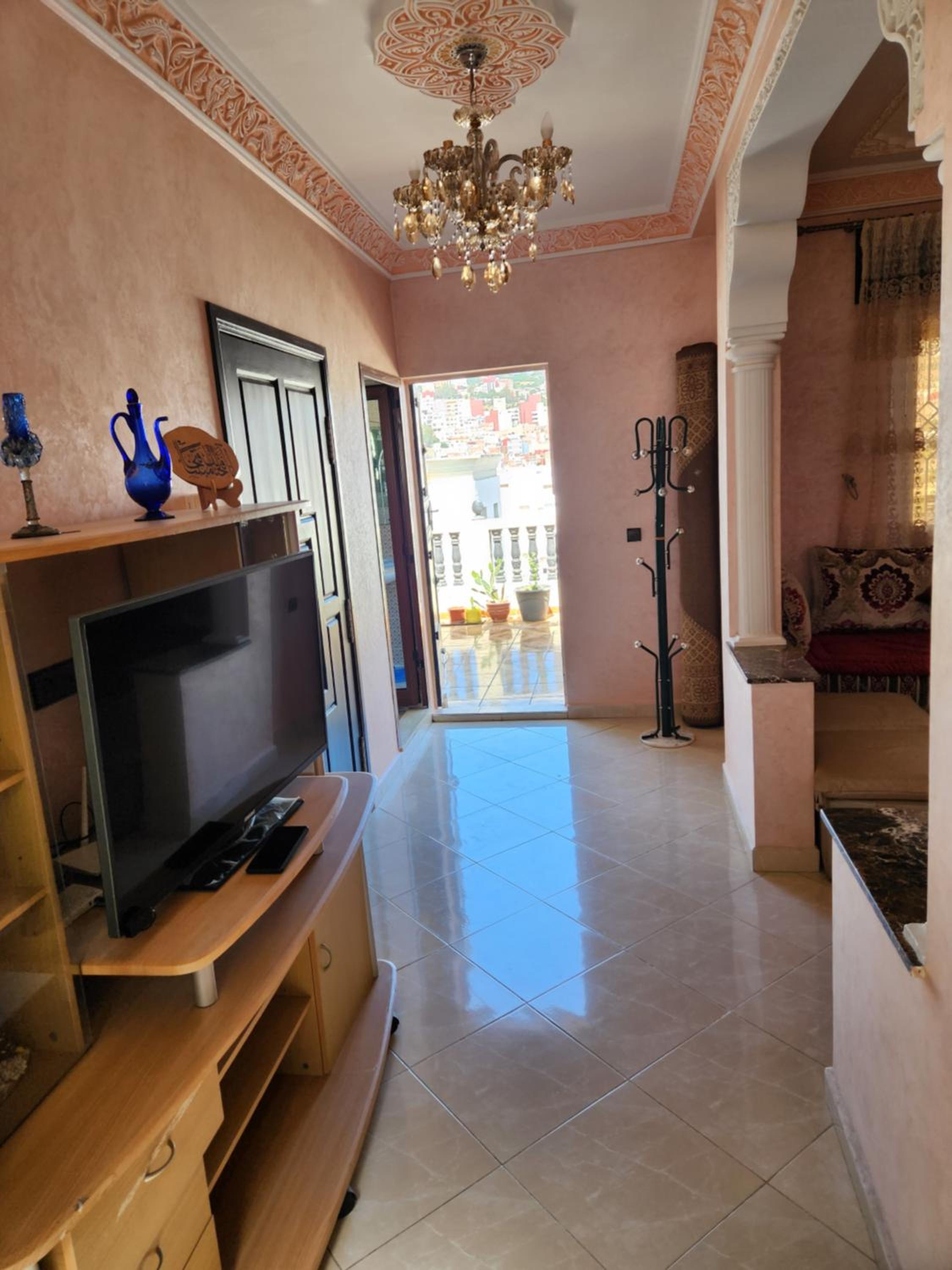 One-Bedroom Apartment - Photo 8