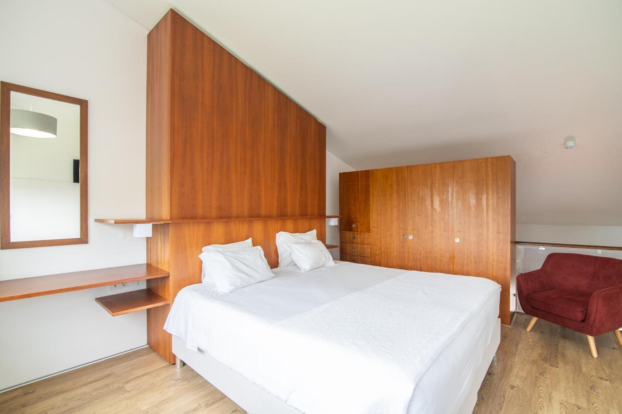 Duplex Apartment with Balcony and a Car included photo 2