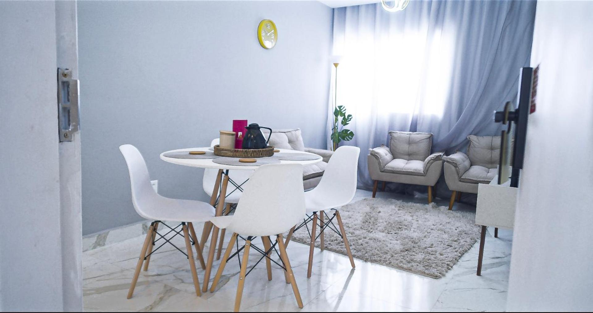 Apartment photo 2