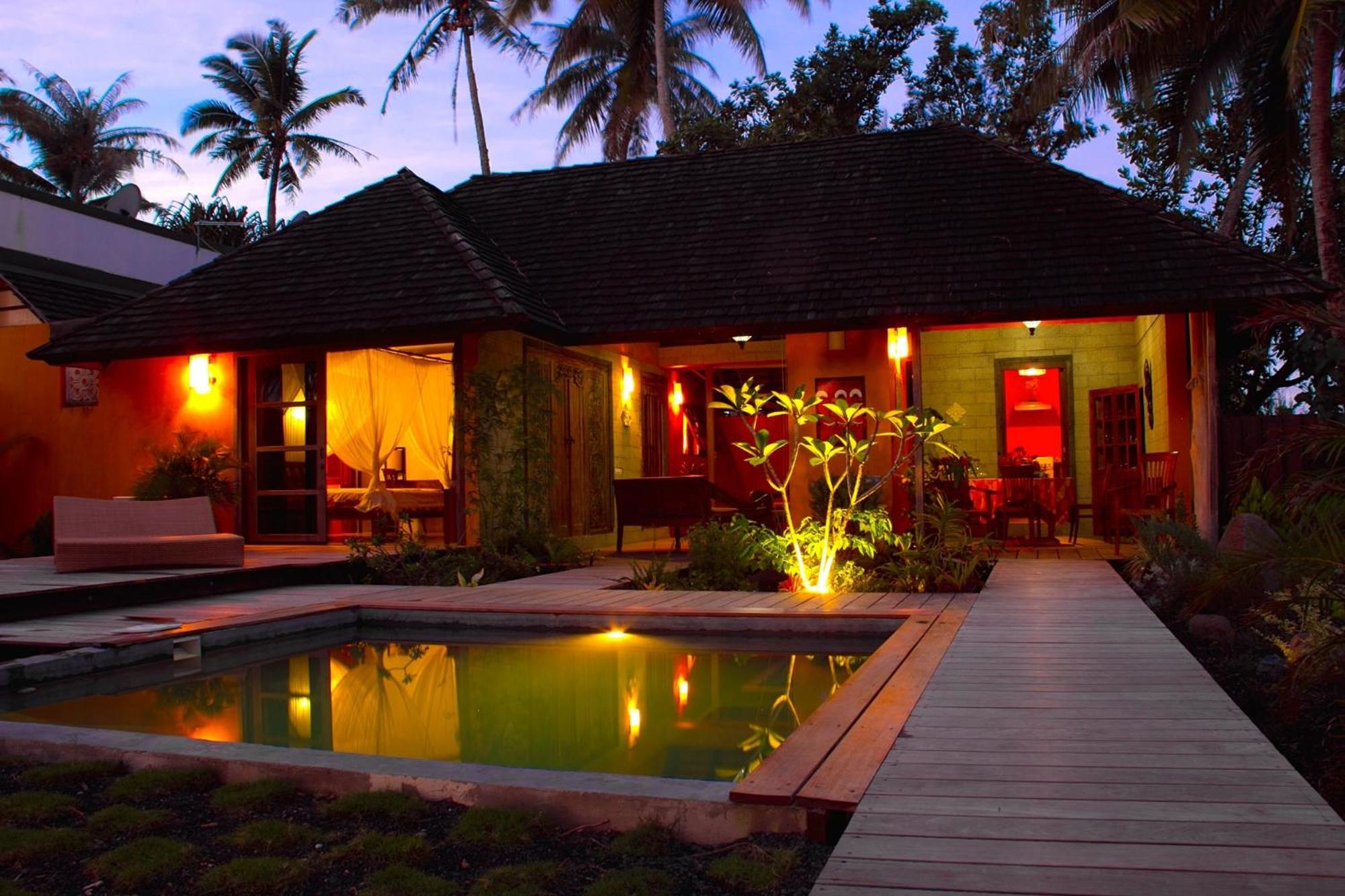 Villa - Beach Front