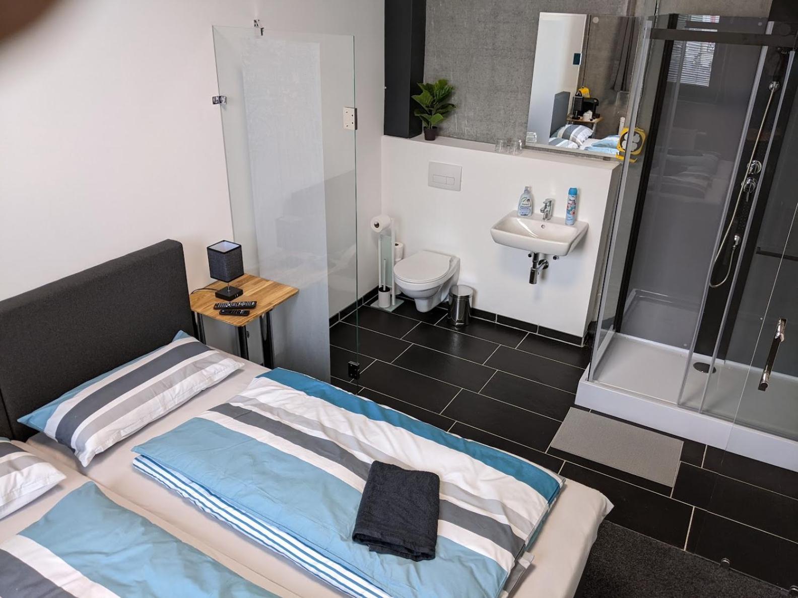 Double Room with Private Bathroom photo 1