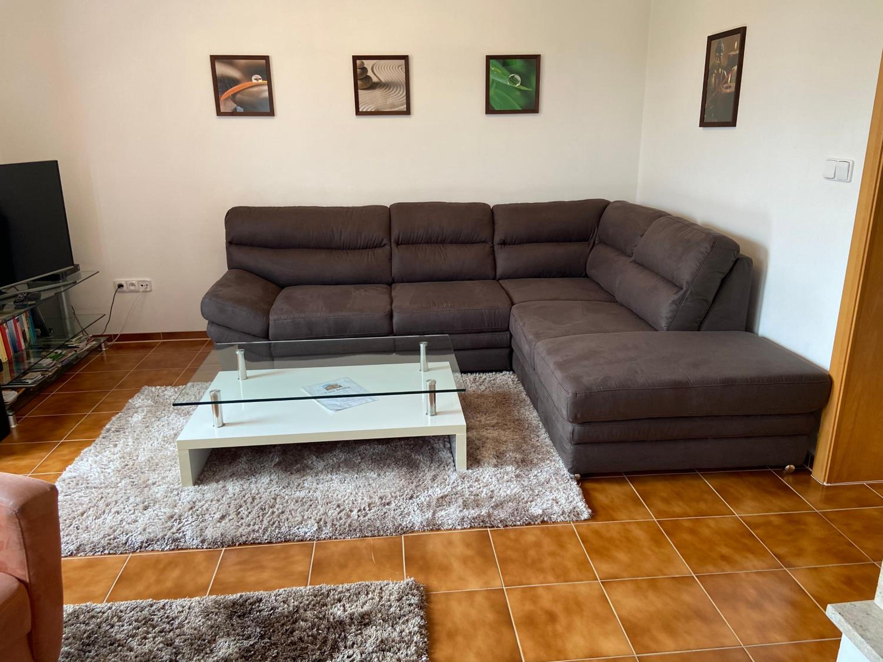 Three-Bedroom House photo 3