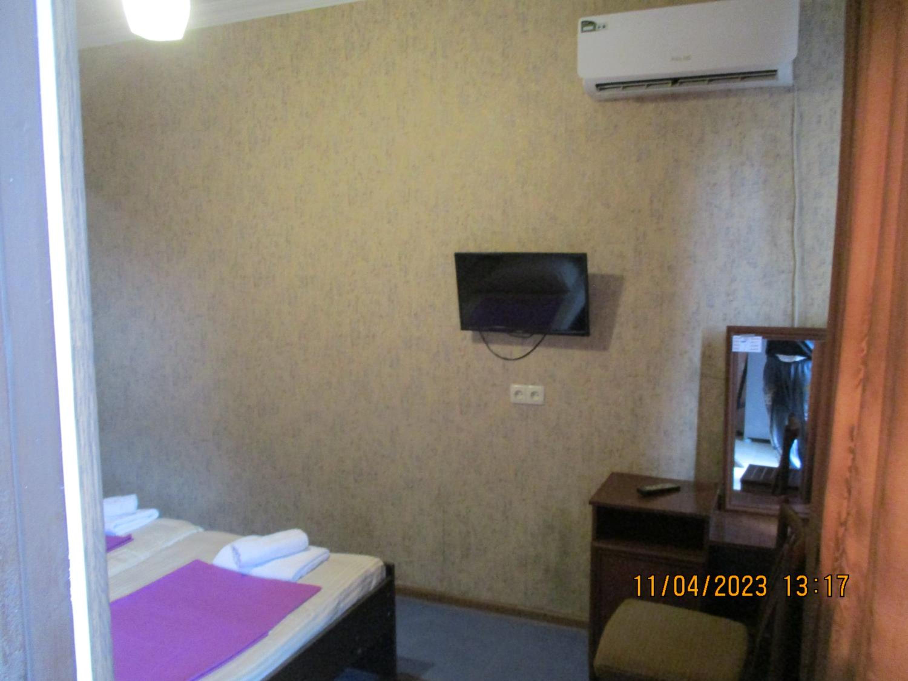 Standard Twin Room photo 2