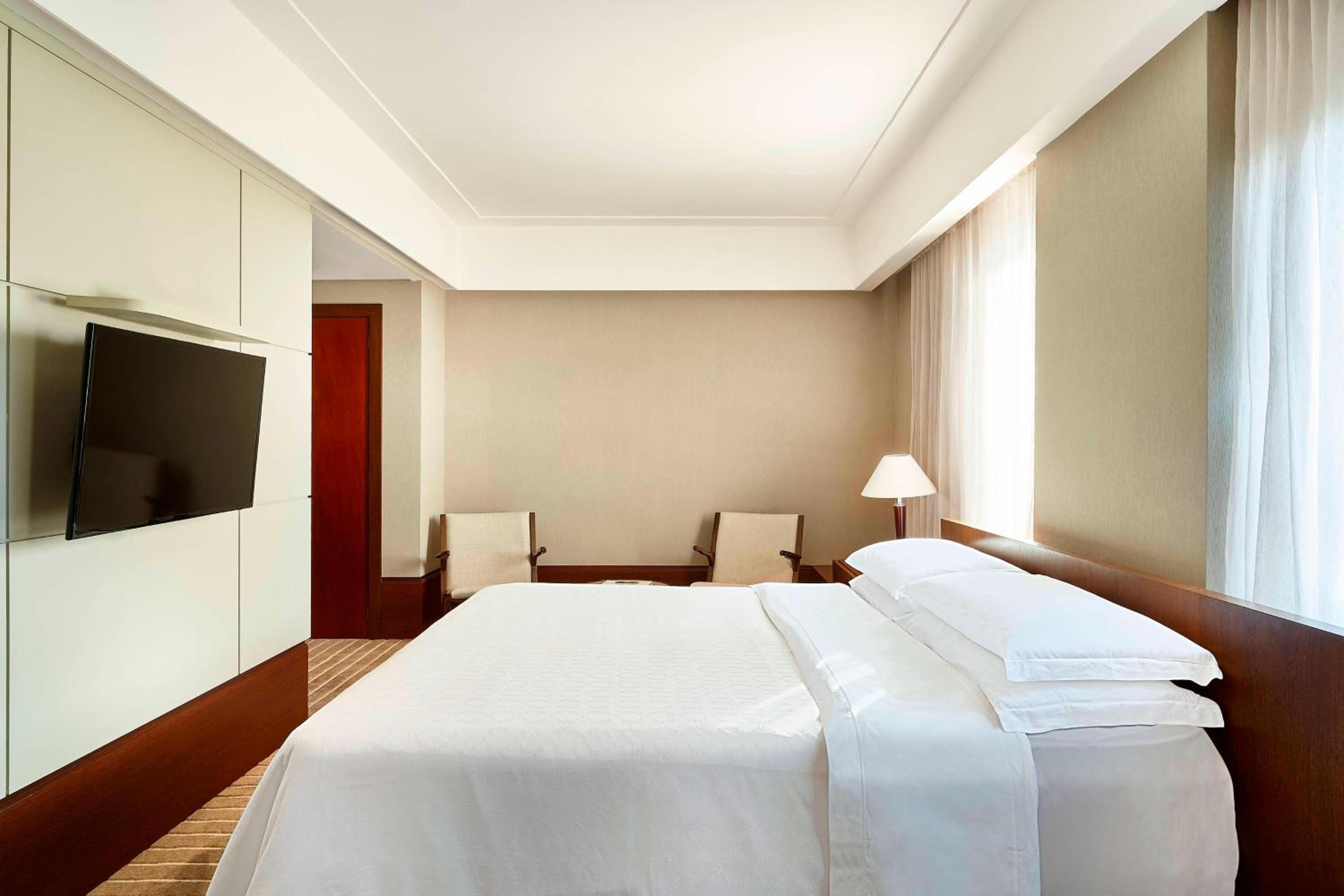 Exclusive King Room - Photo 1
